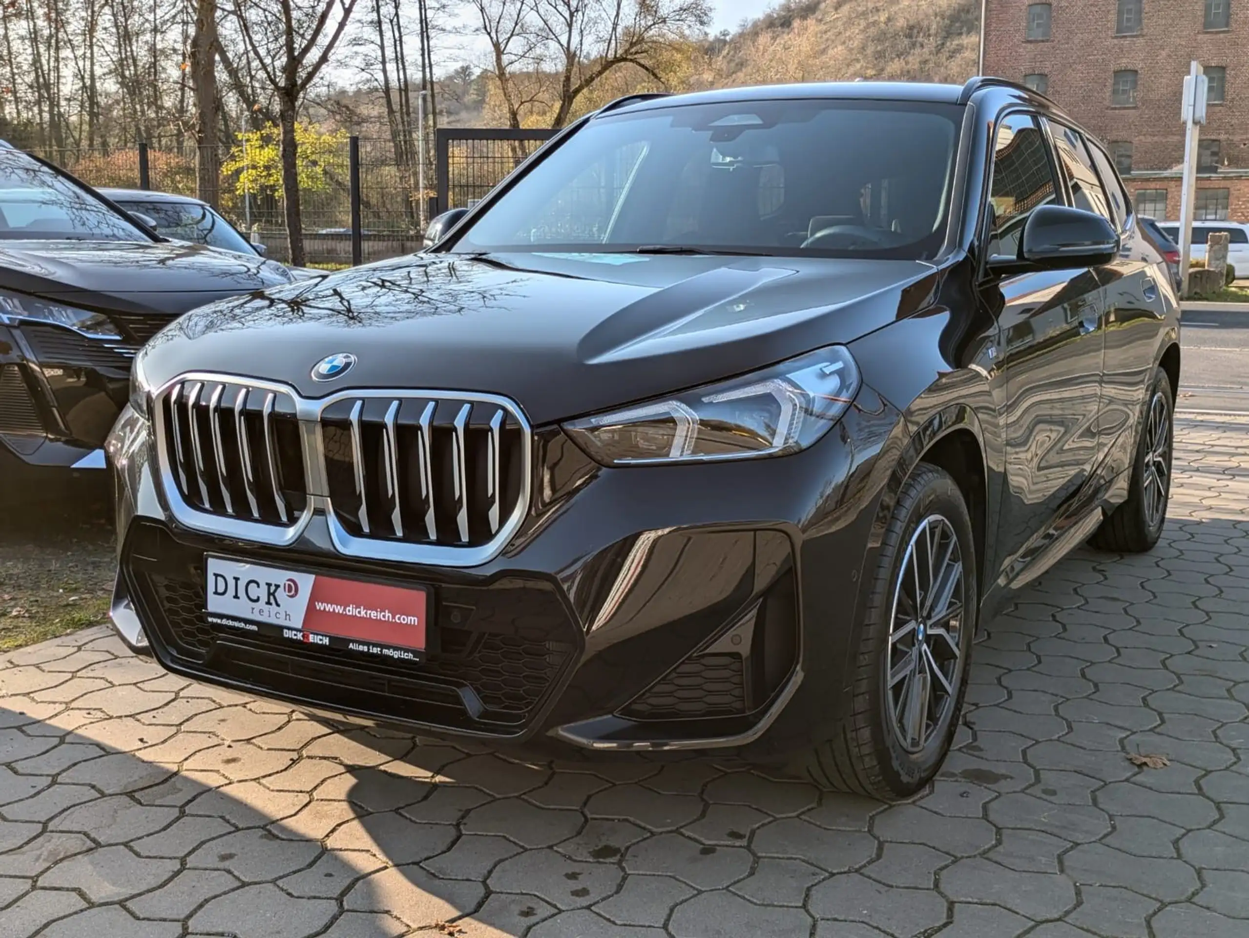 BMW - X1