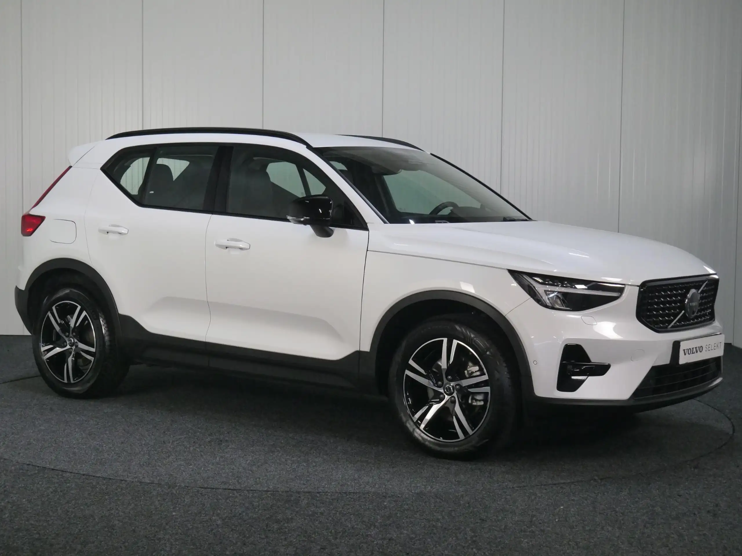 Volvo - XC40