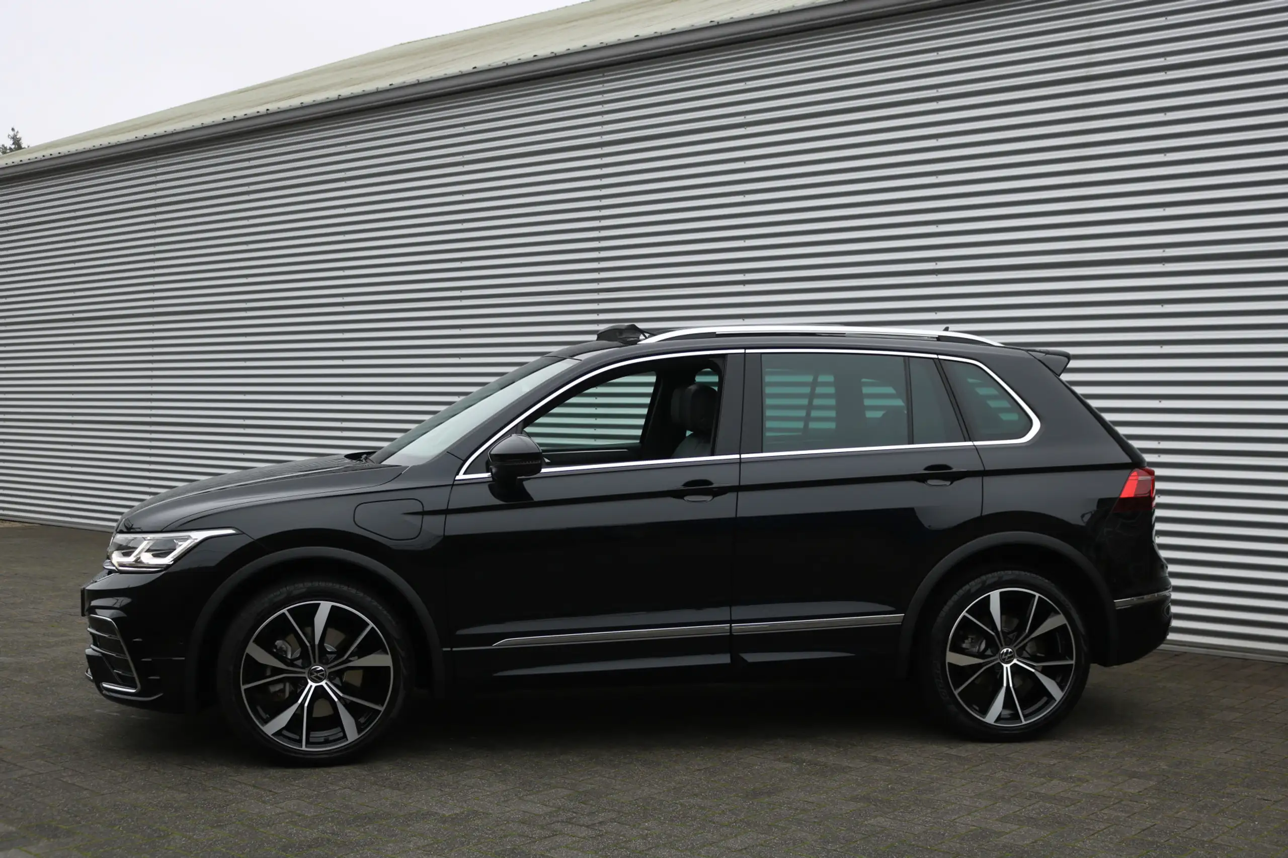 Volkswagen - Tiguan