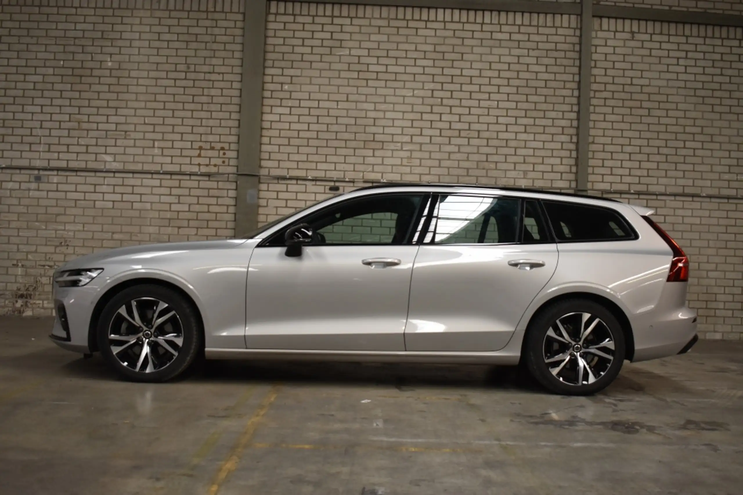 Volvo - V60