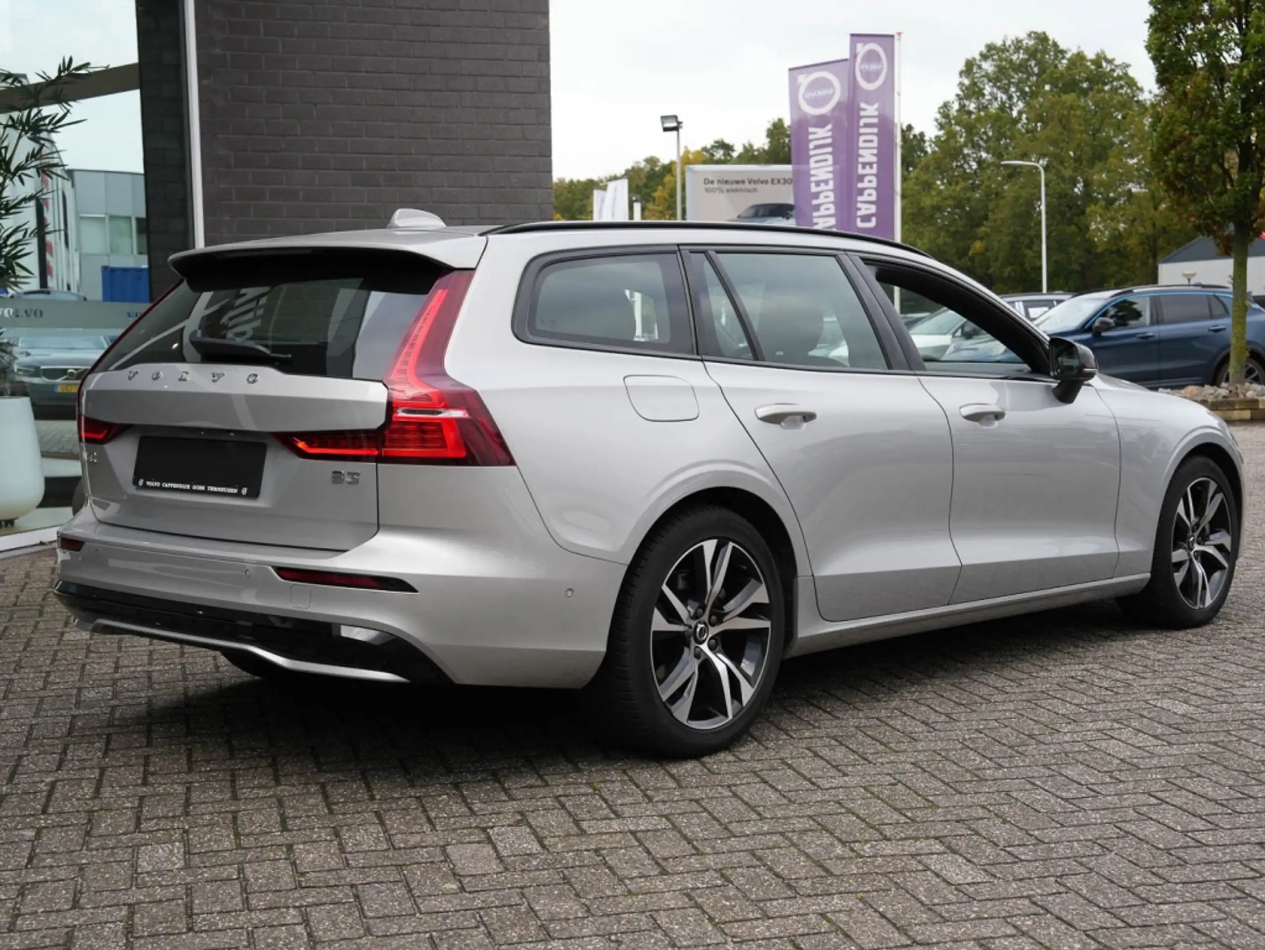 Volvo - V60