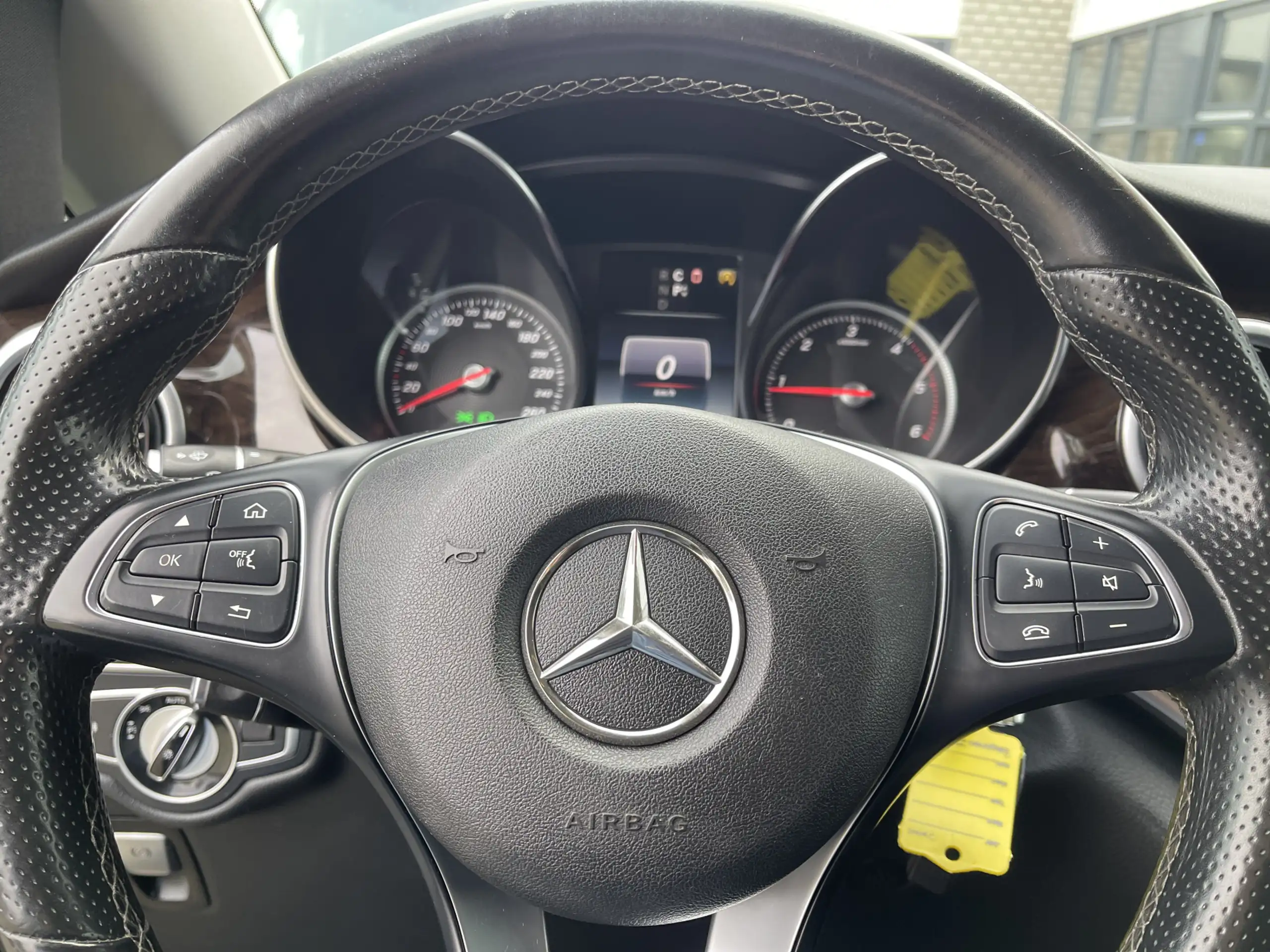 Mercedes-Benz - V 250