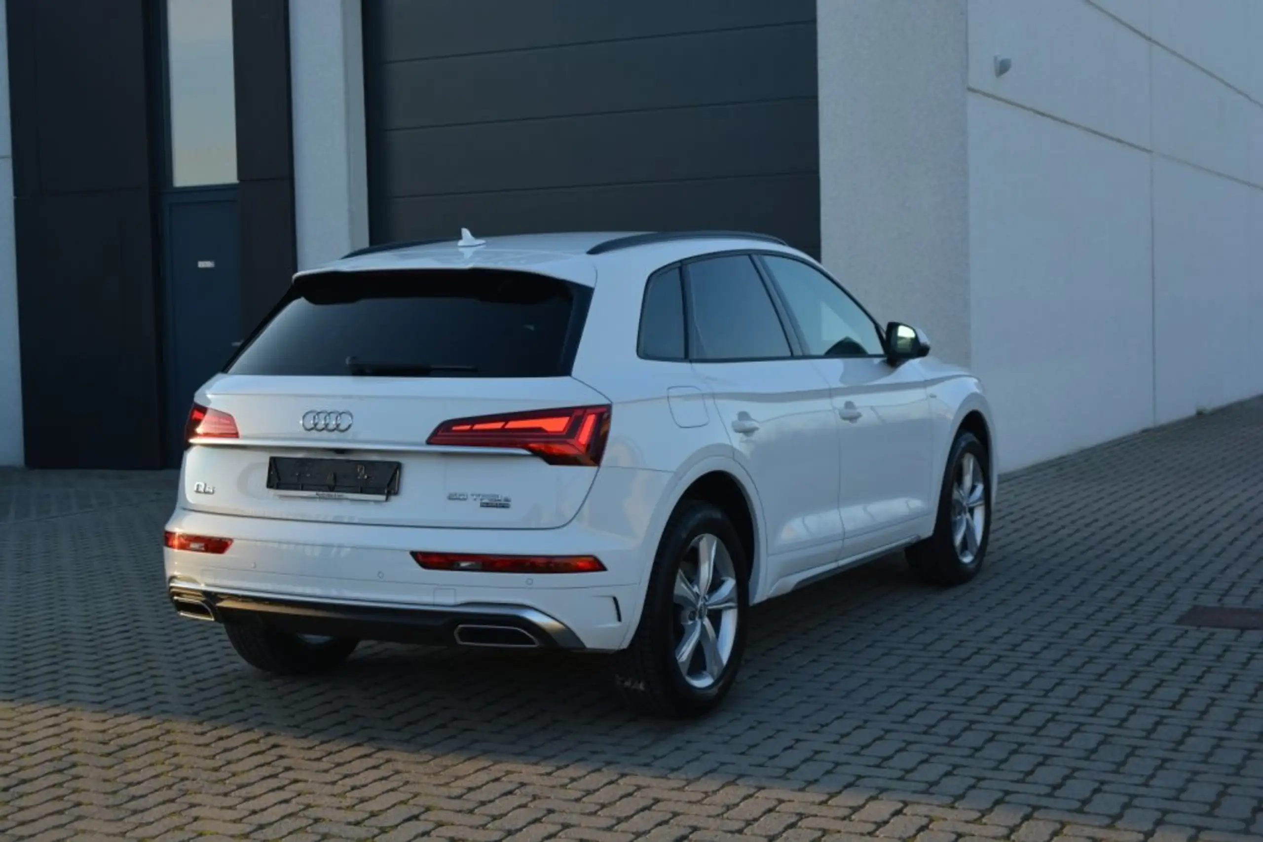 Audi - Q5