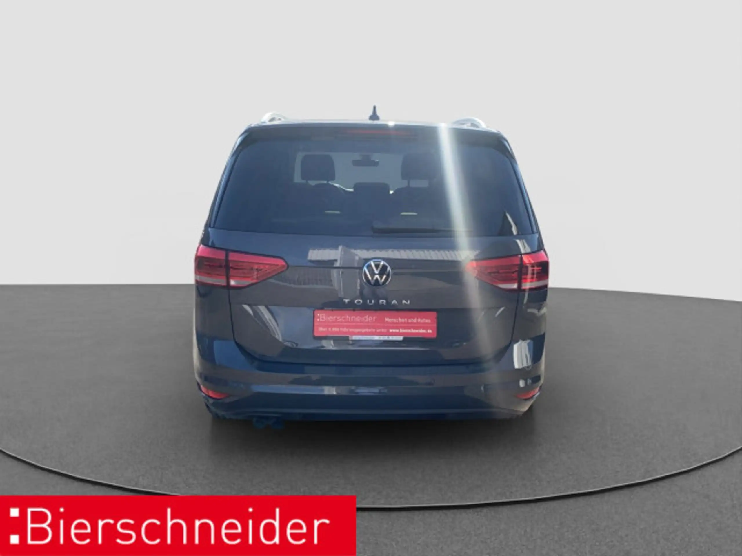 Volkswagen - Touran