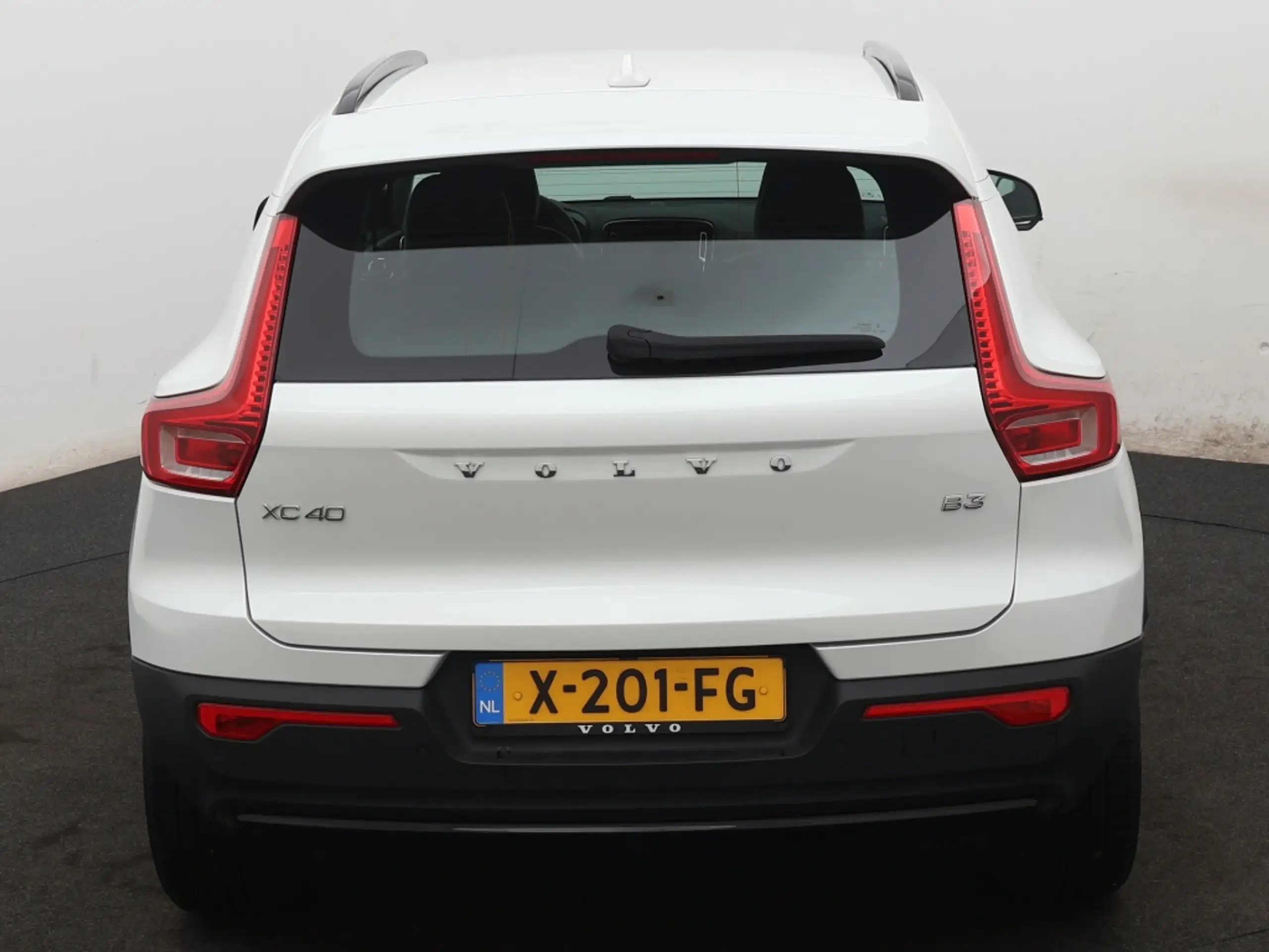 Volvo - XC40