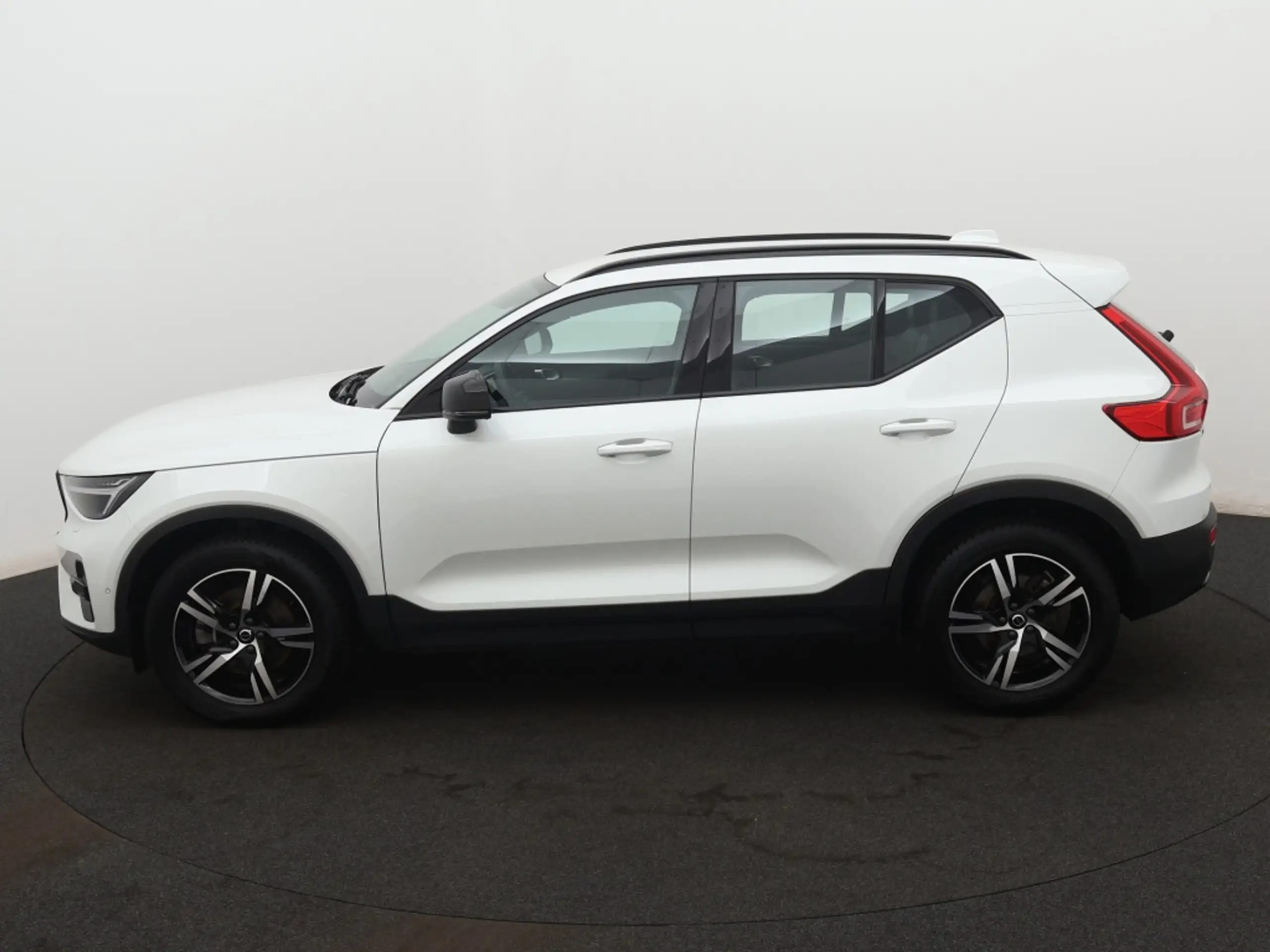 Volvo - XC40