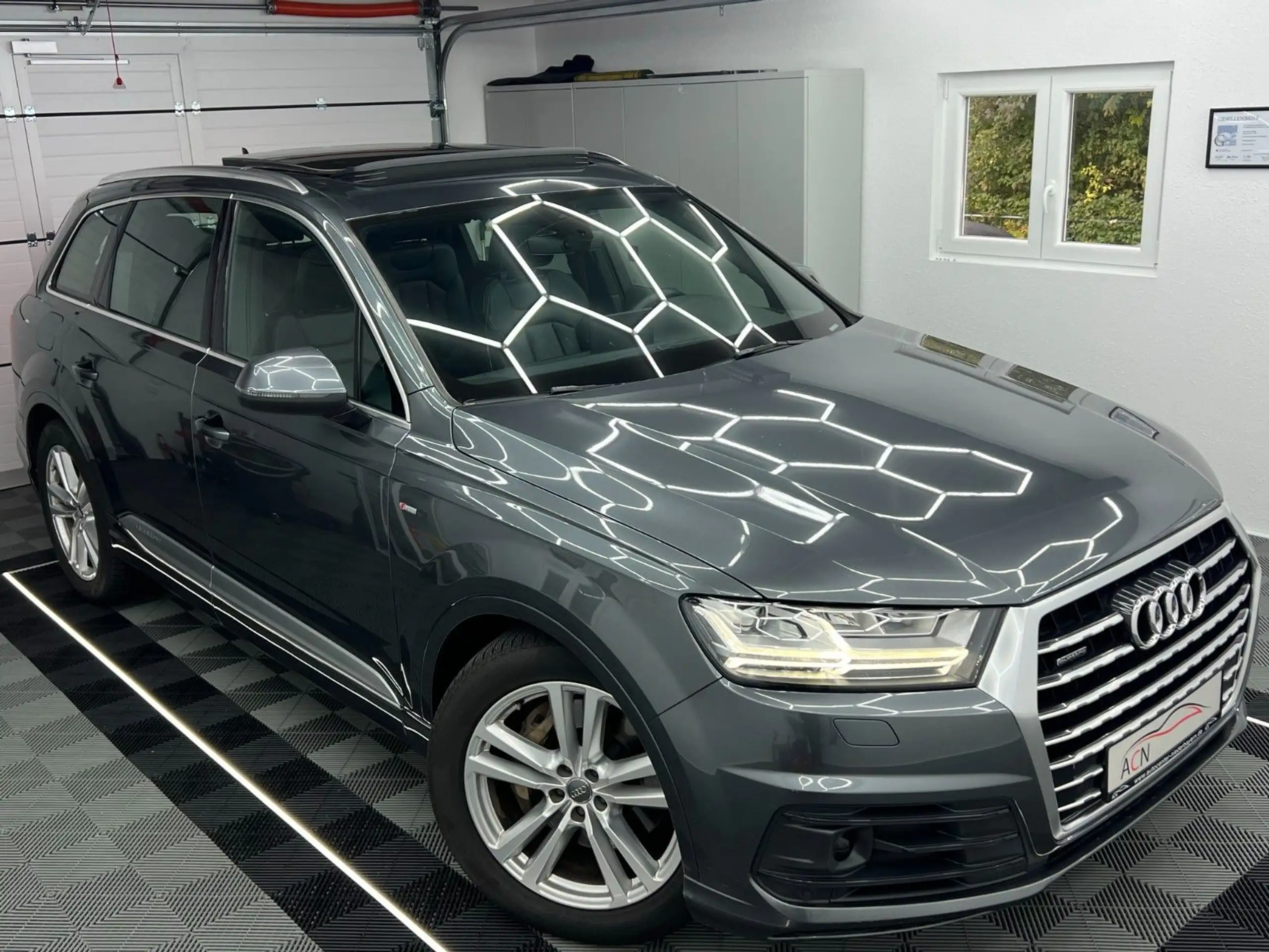 Audi - Q7