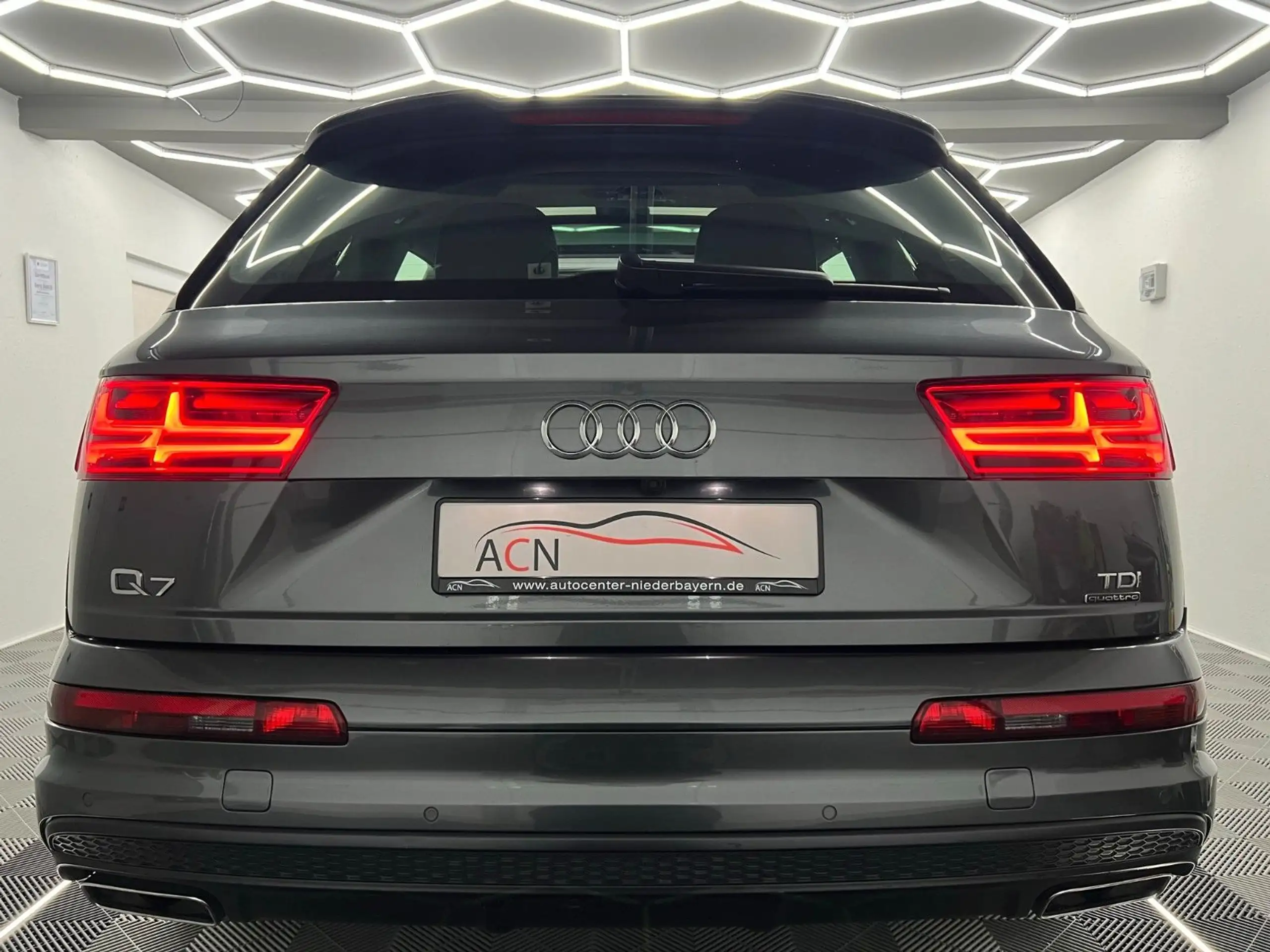 Audi - Q7