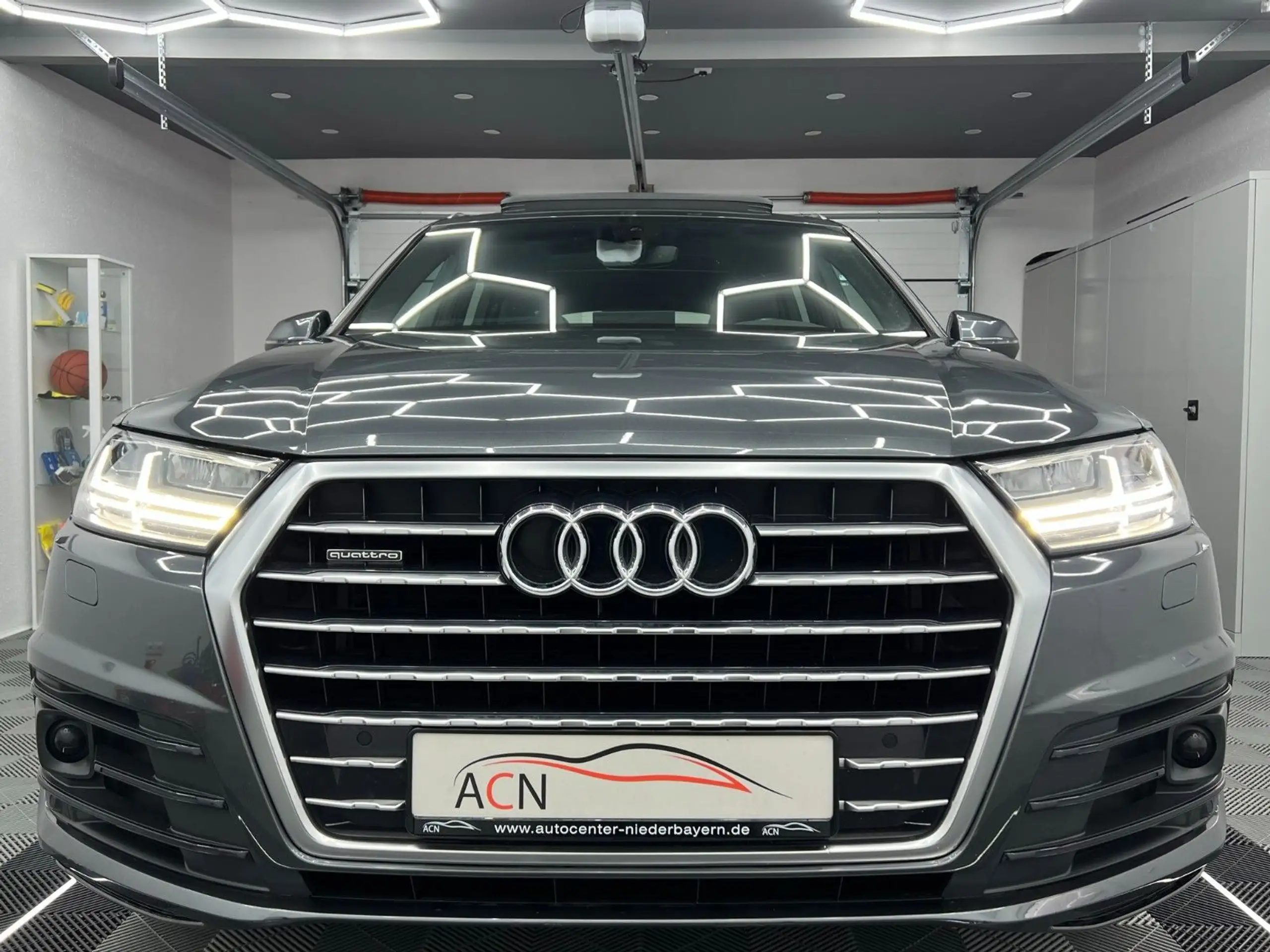 Audi - Q7