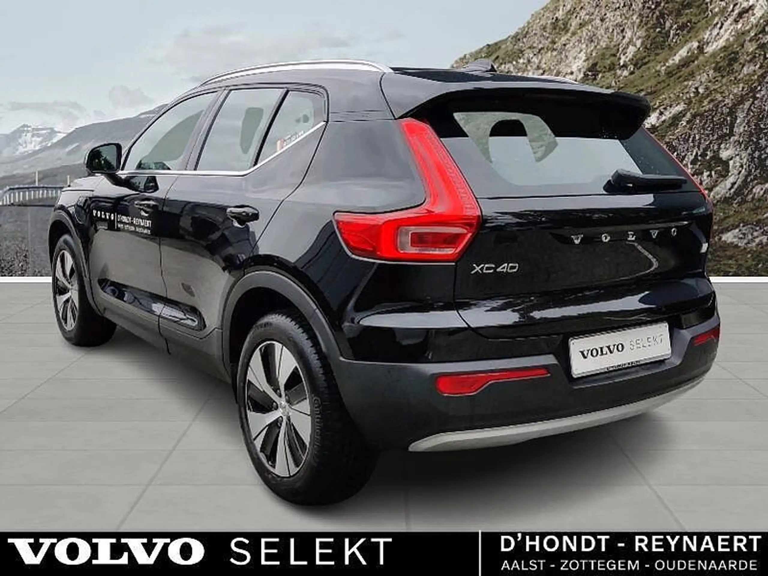 Volvo - XC40