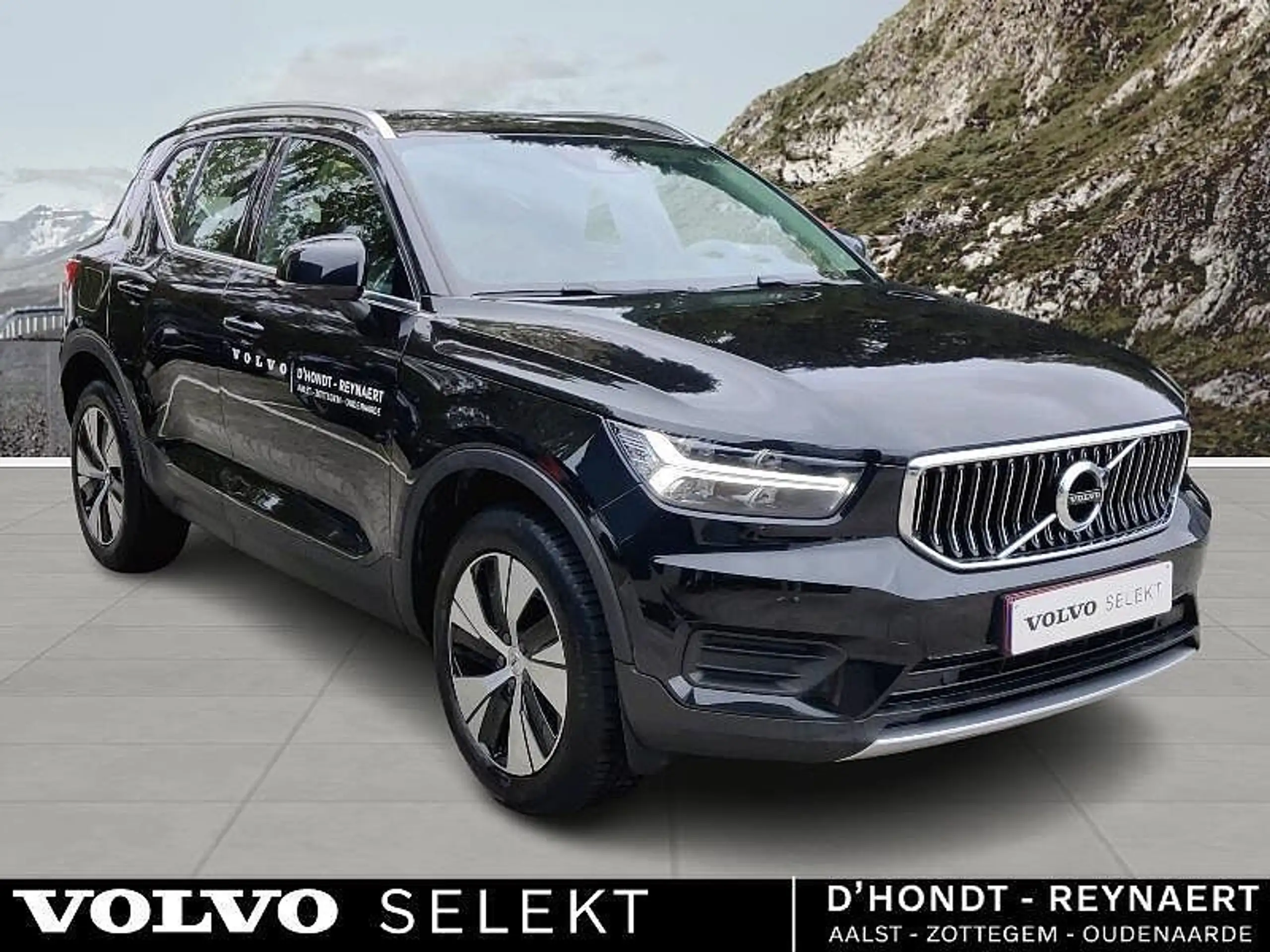 Volvo - XC40