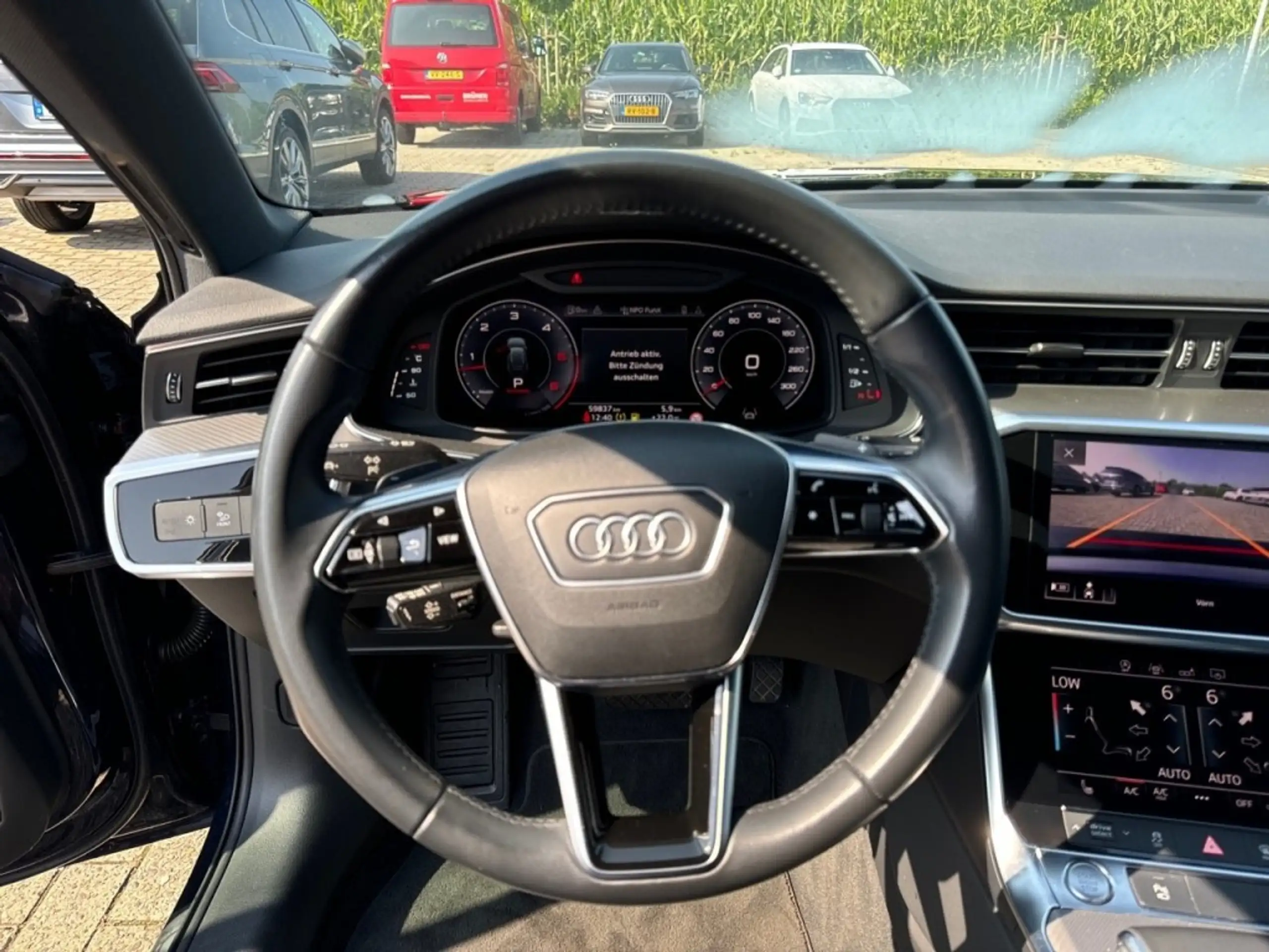 Audi - A6