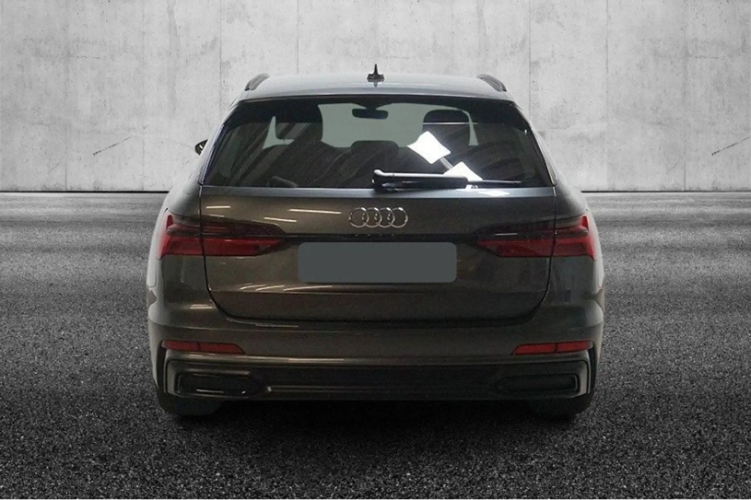 Audi - A6