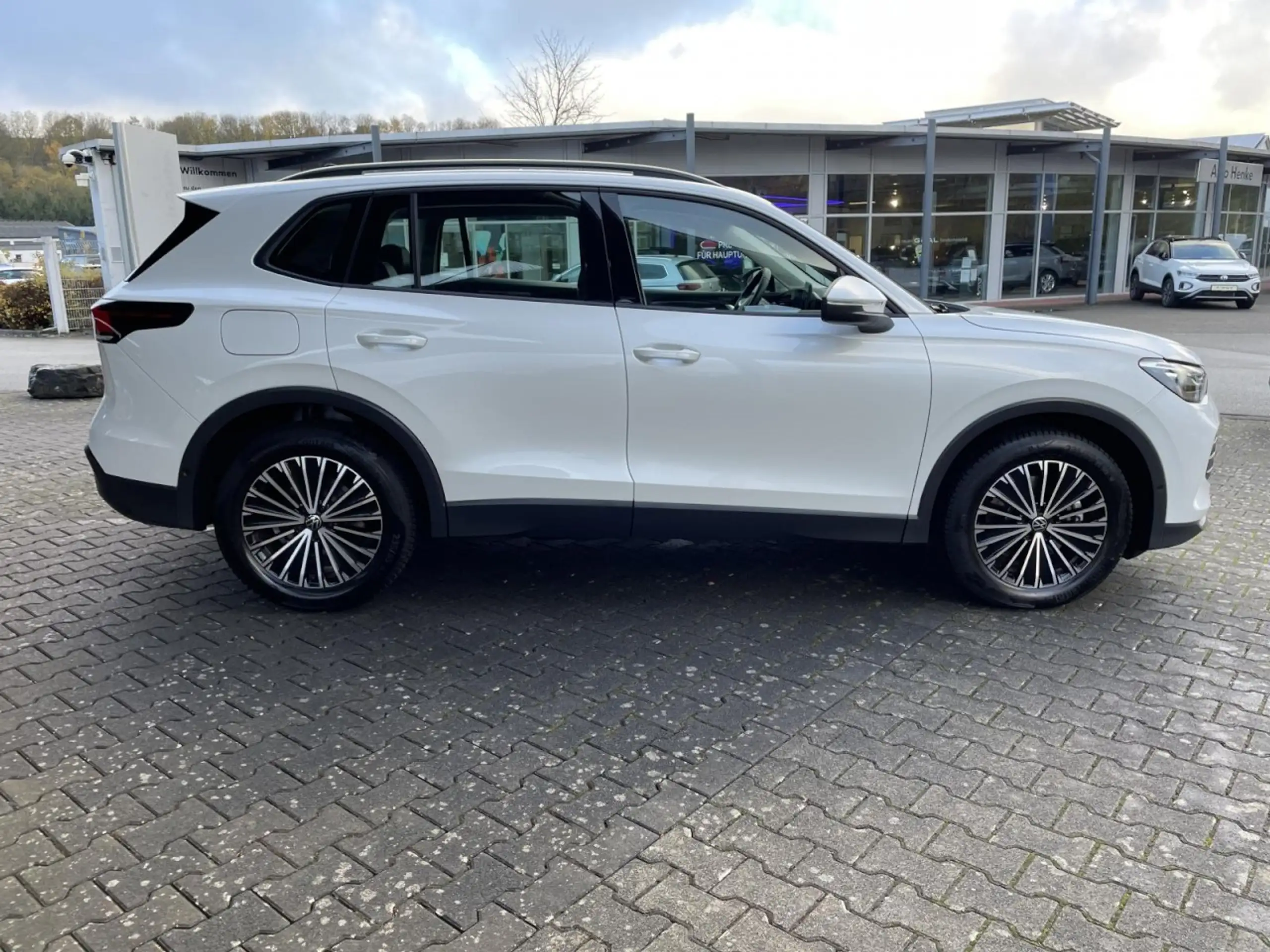 Volkswagen - Tiguan