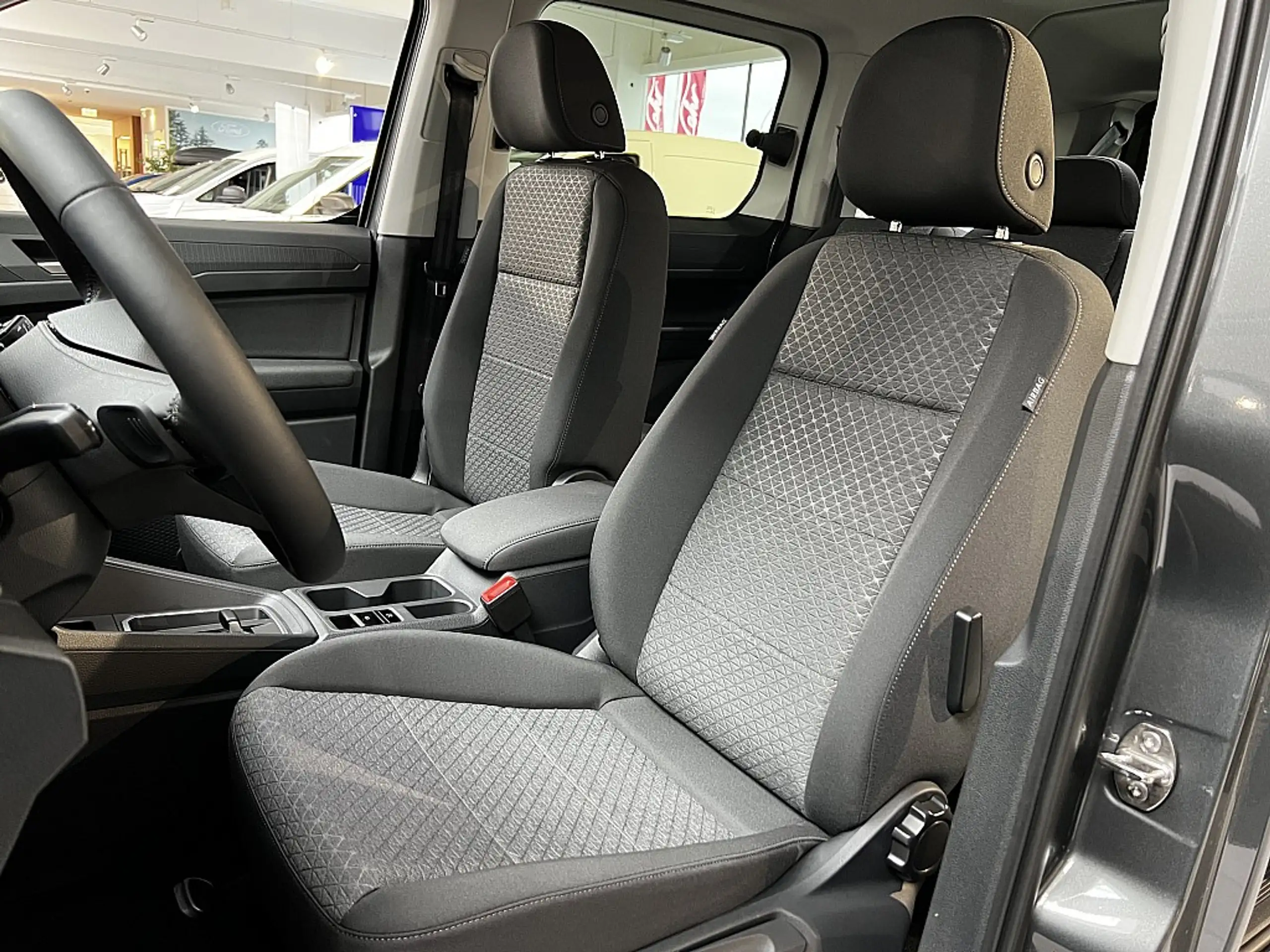 Ford - Grand Tourneo