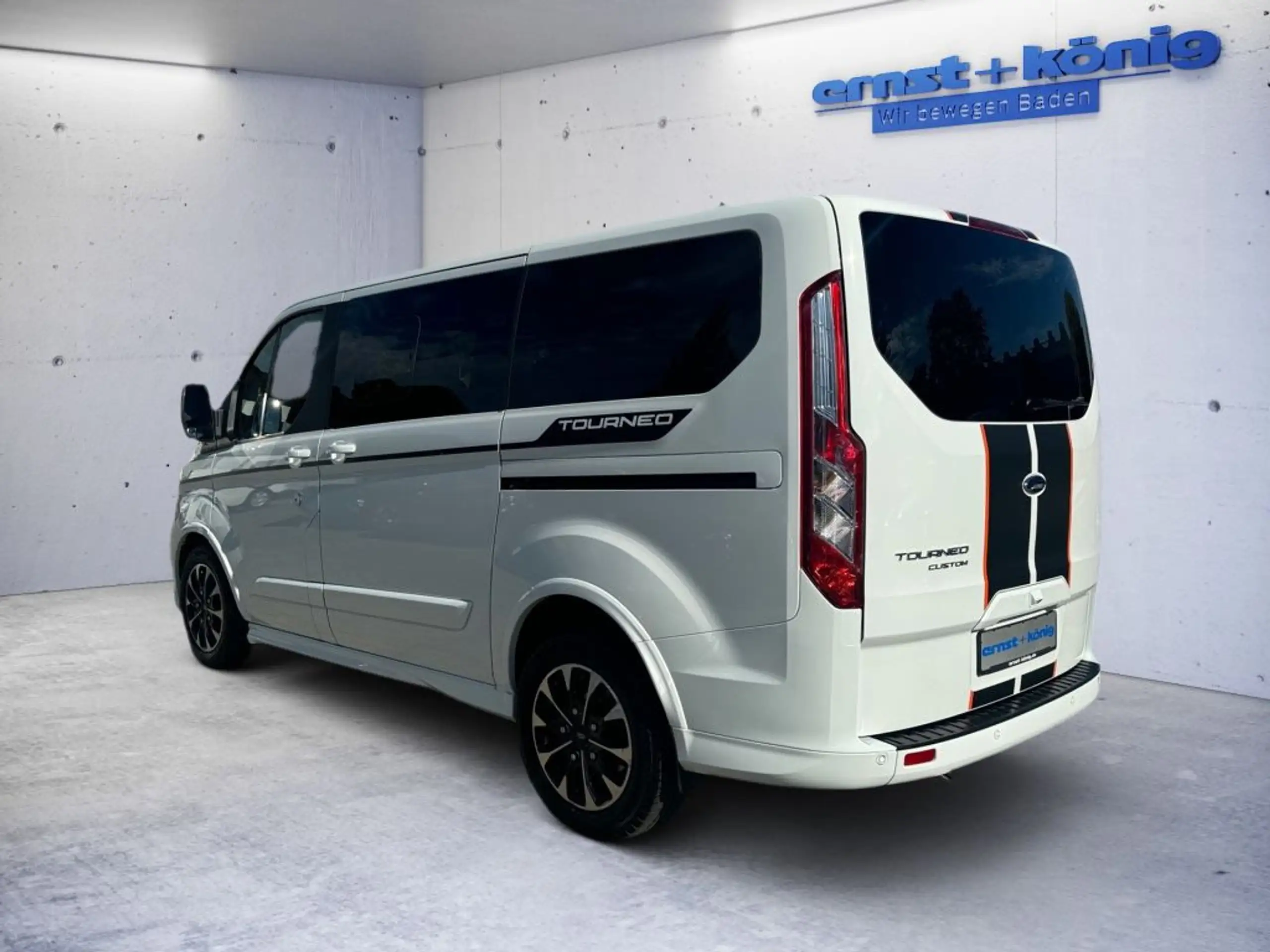 Ford - Tourneo Custom