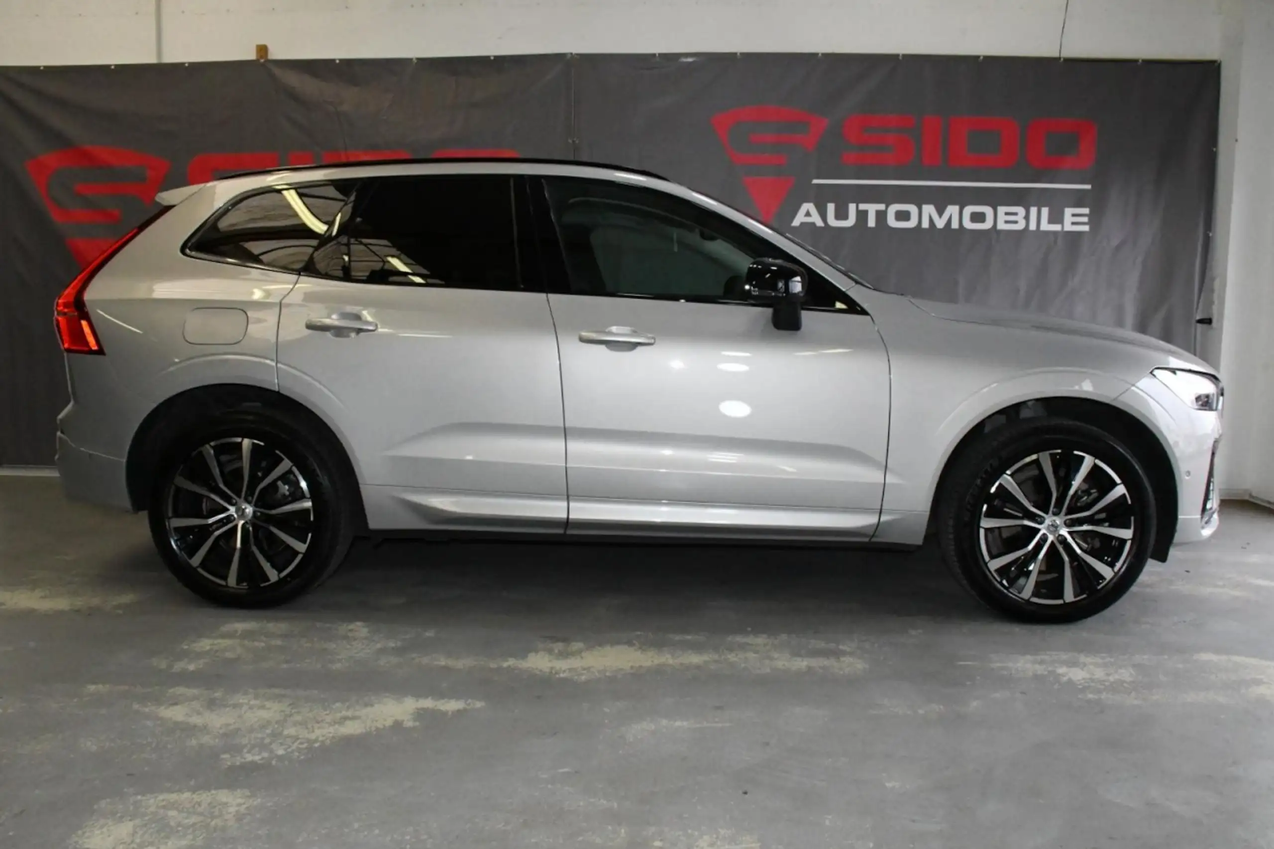 Volvo - XC60