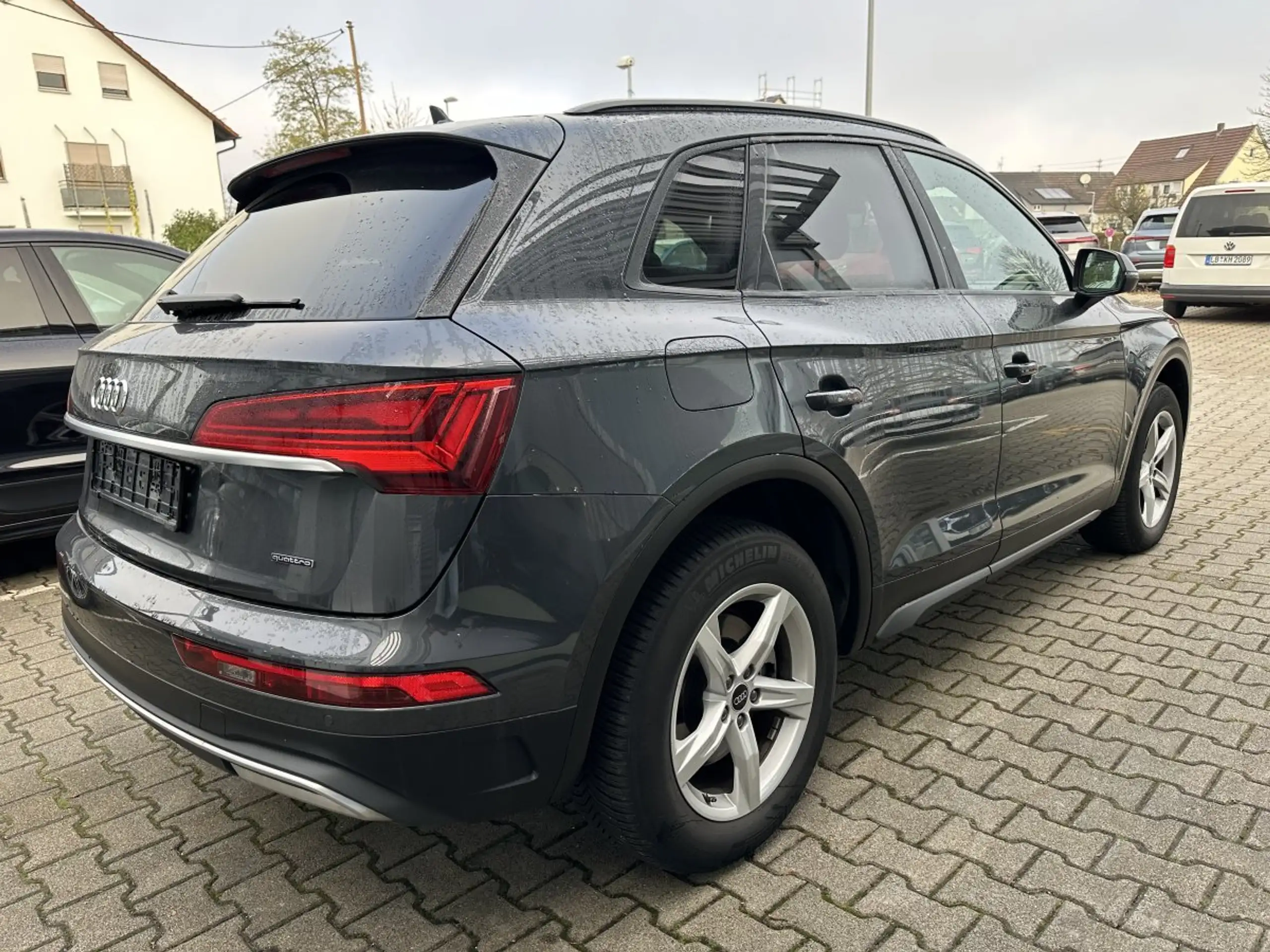 Audi - Q5