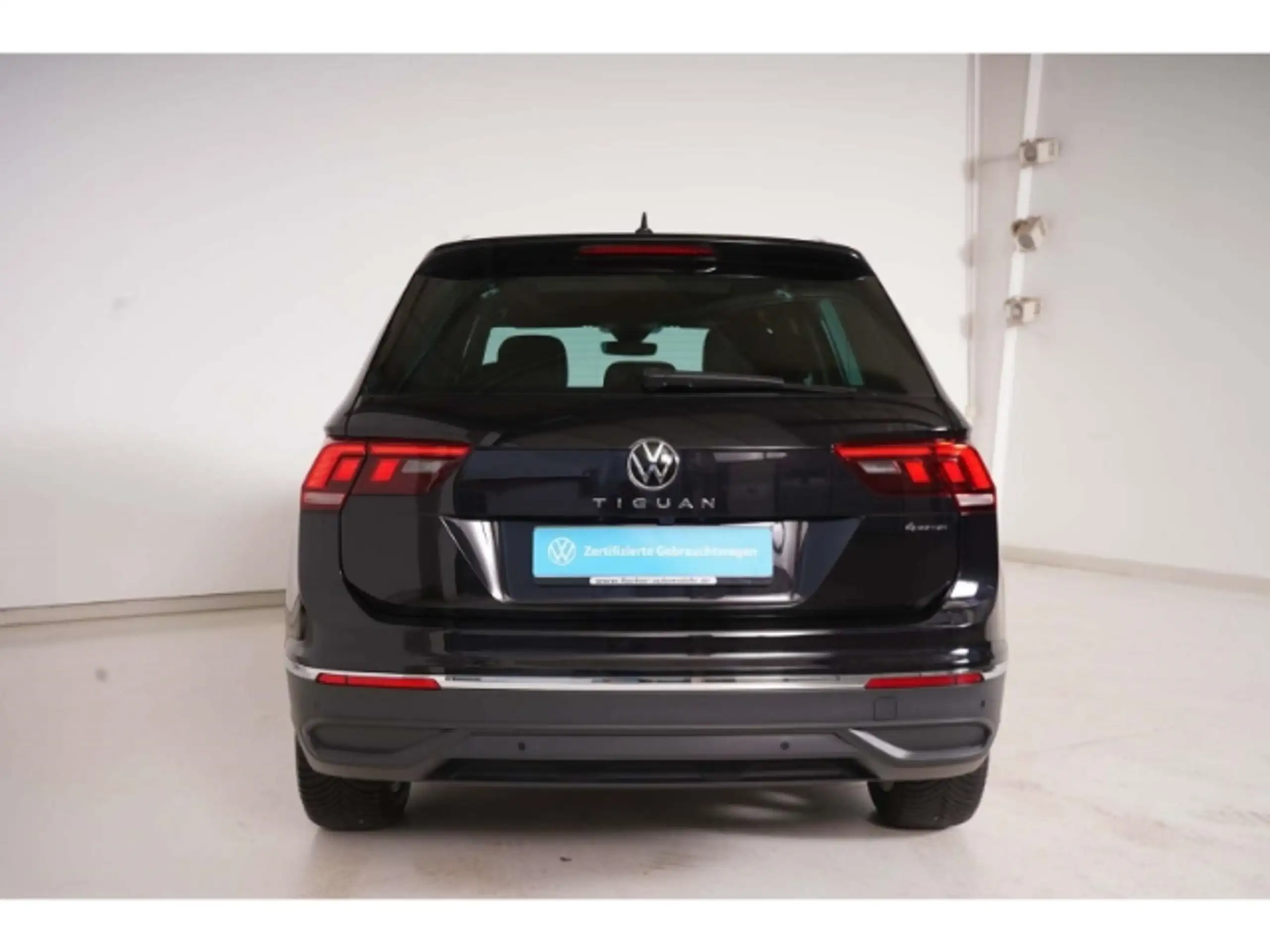 Volkswagen - Tiguan