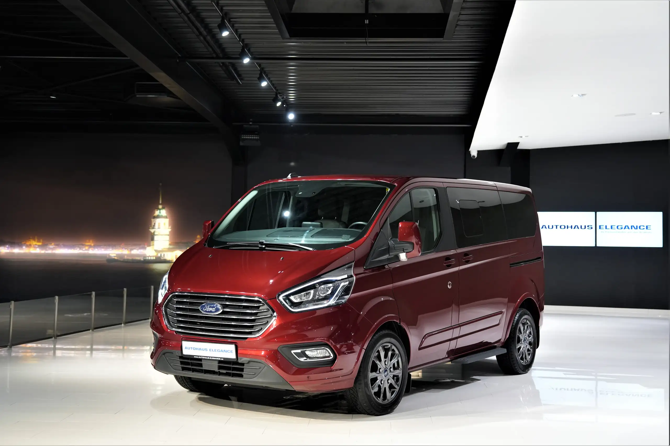 Ford Tourneo Custom 2021