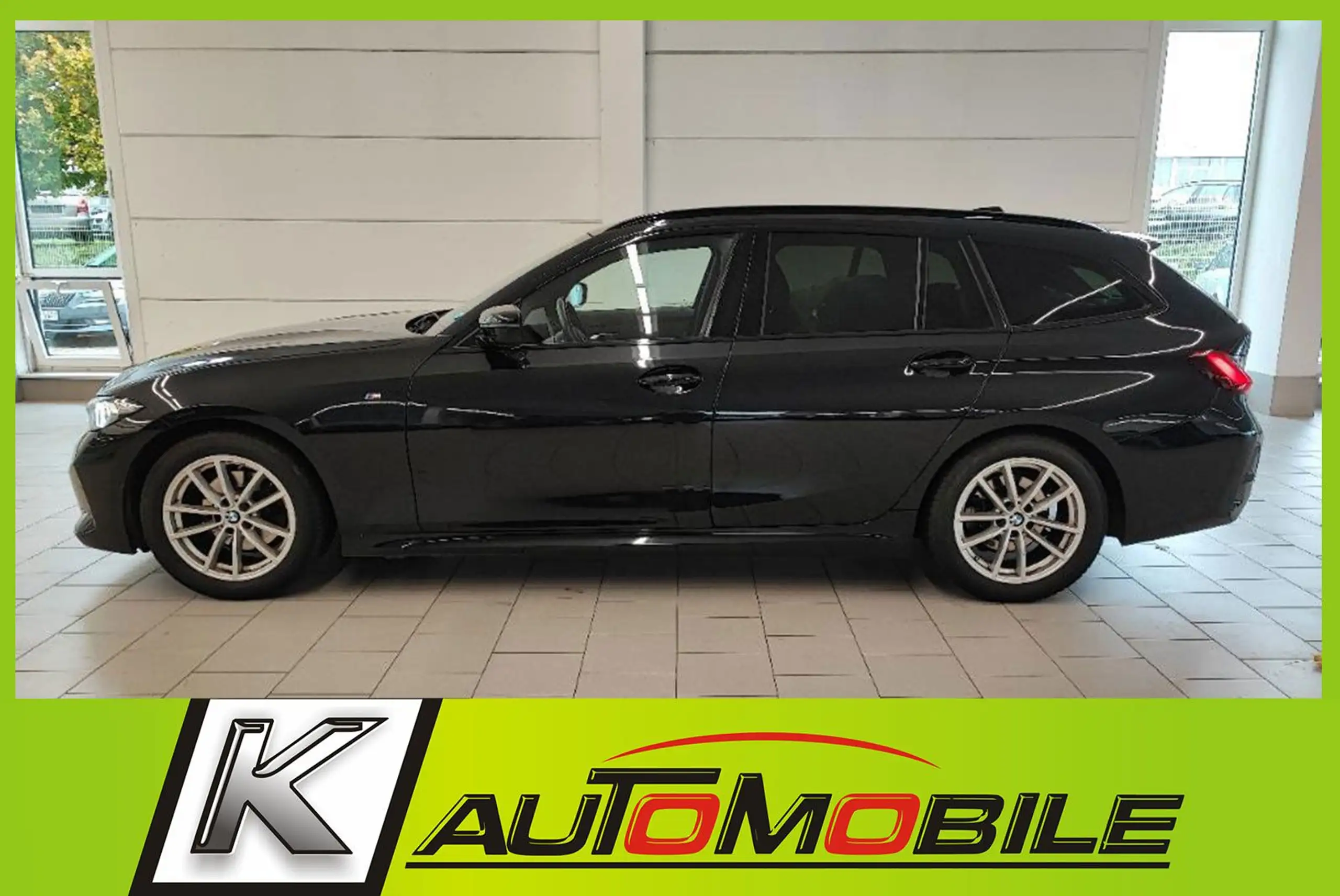 BMW - 320