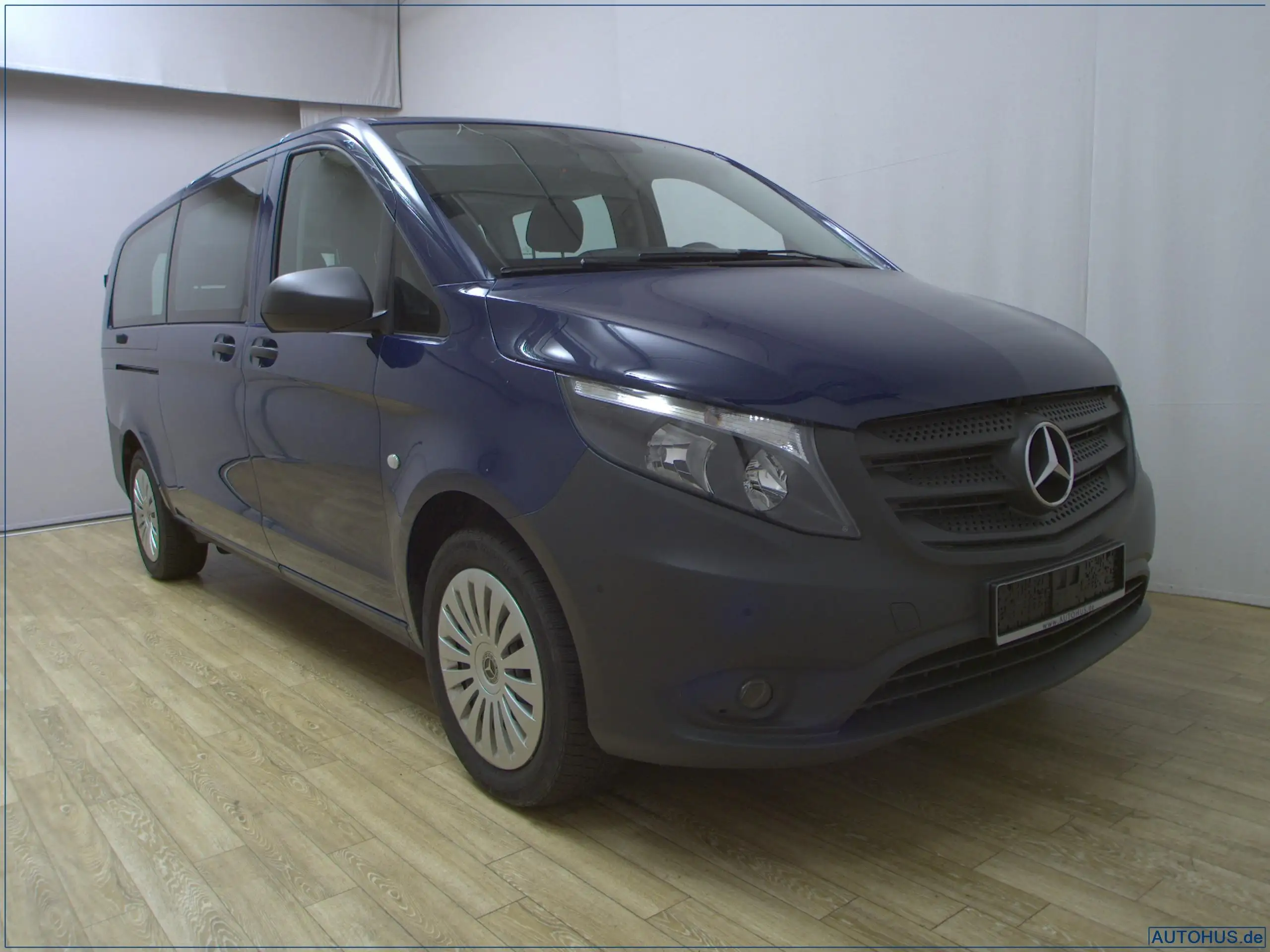 Mercedes-Benz - Vito