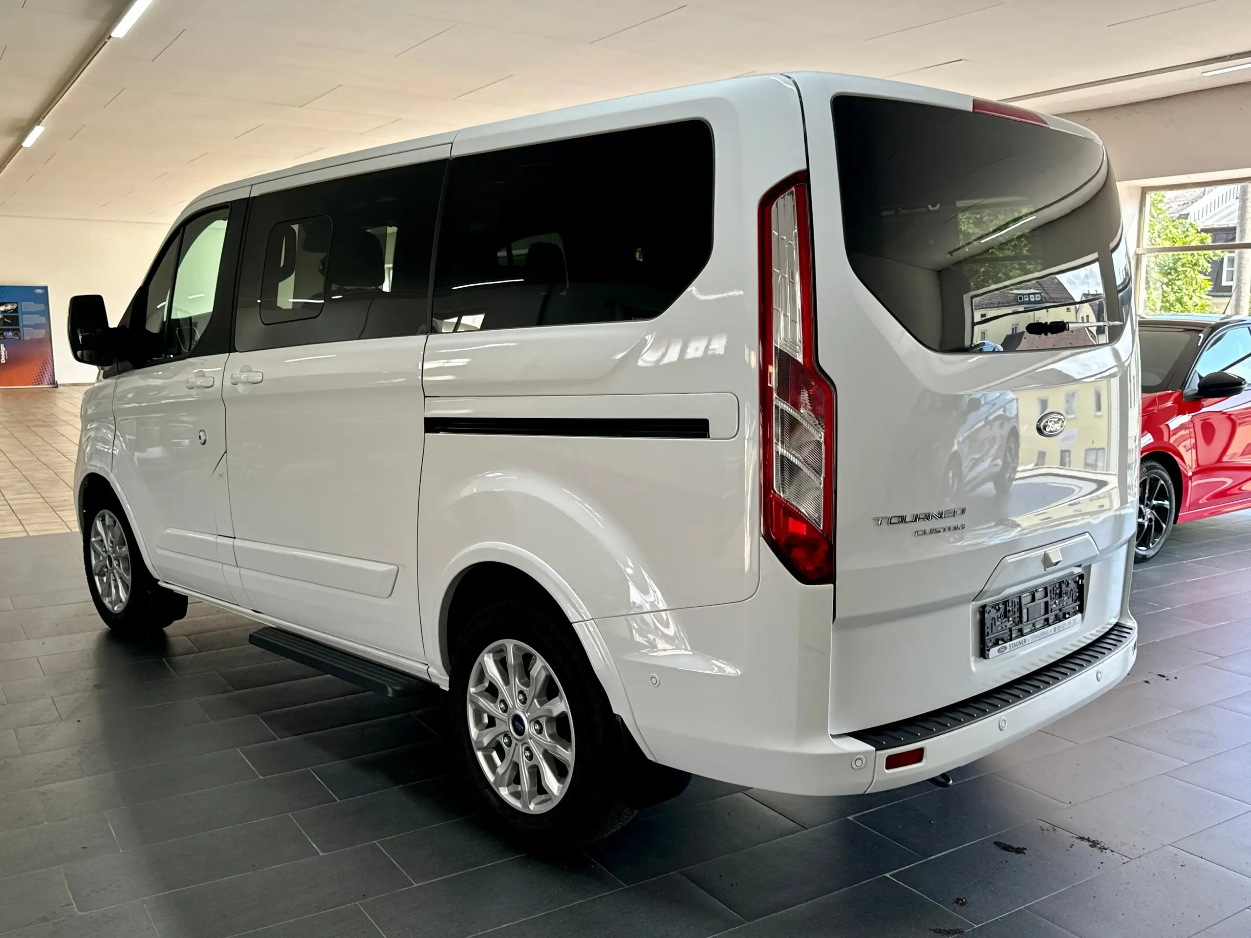 Ford - Tourneo Custom