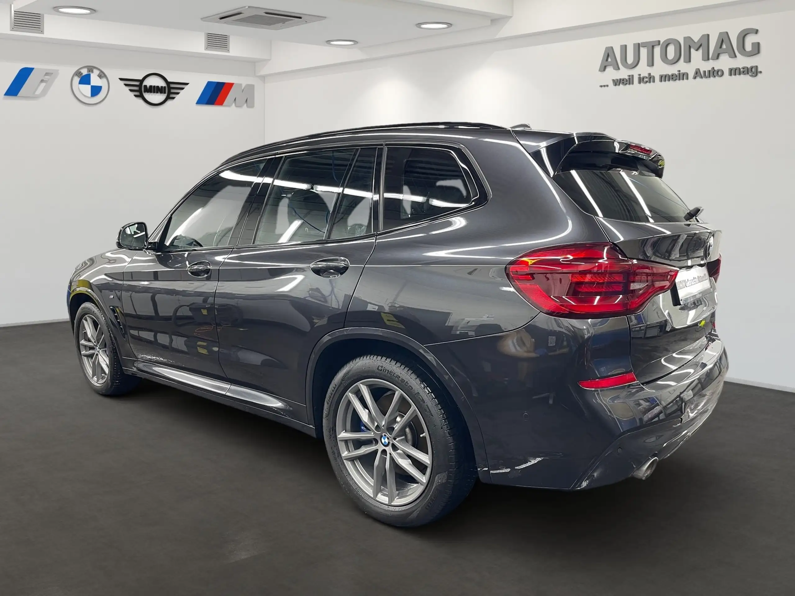 BMW - X3