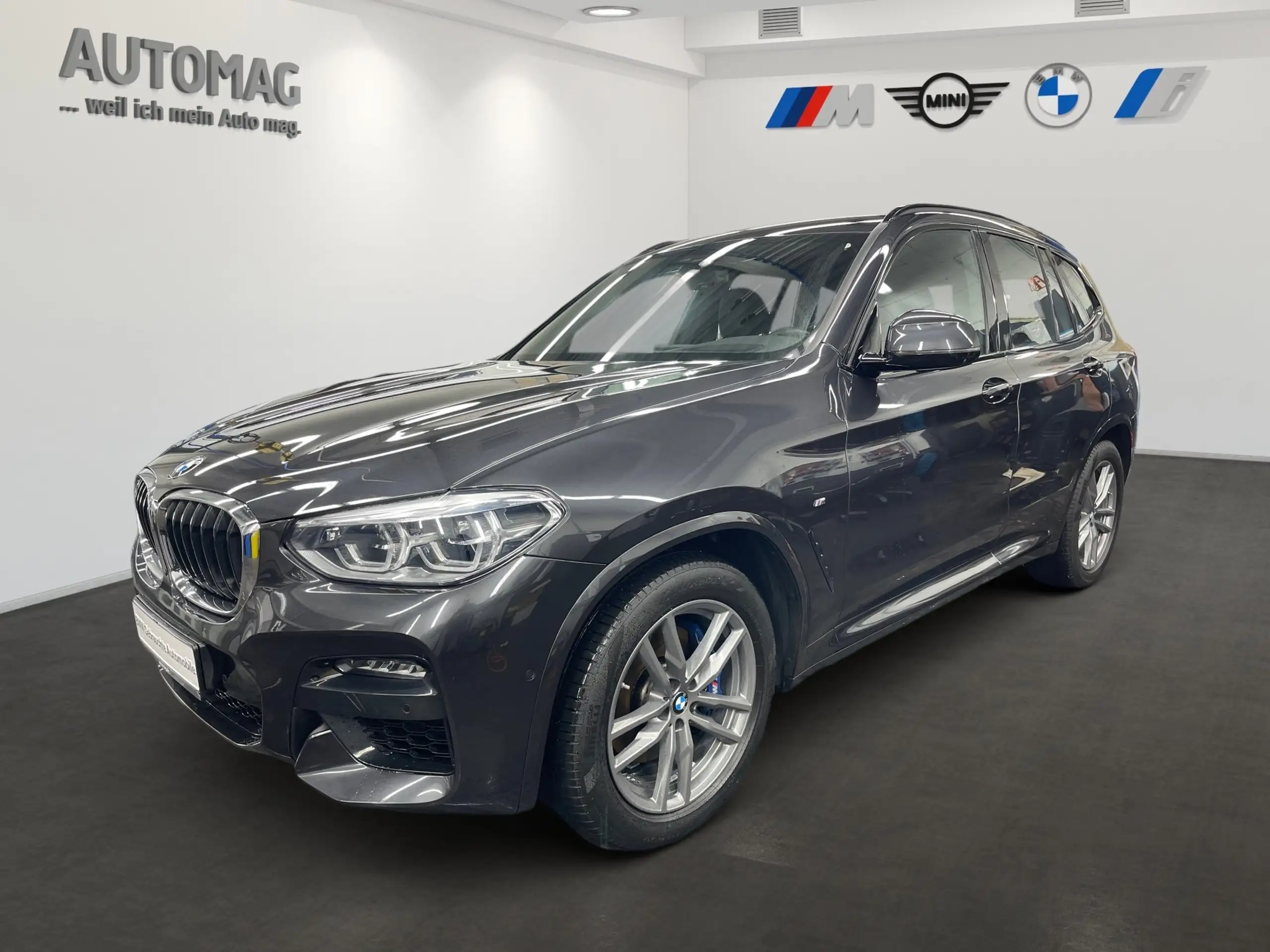 BMW - X3