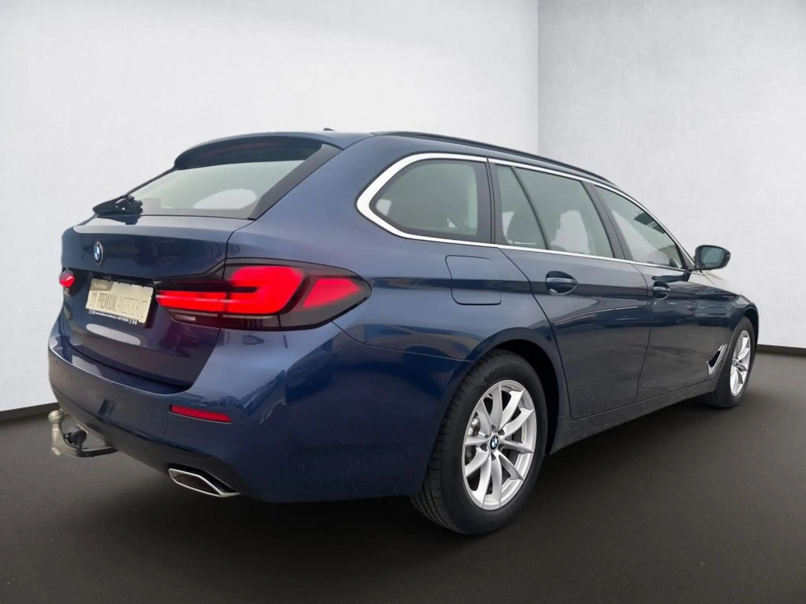 BMW - 520