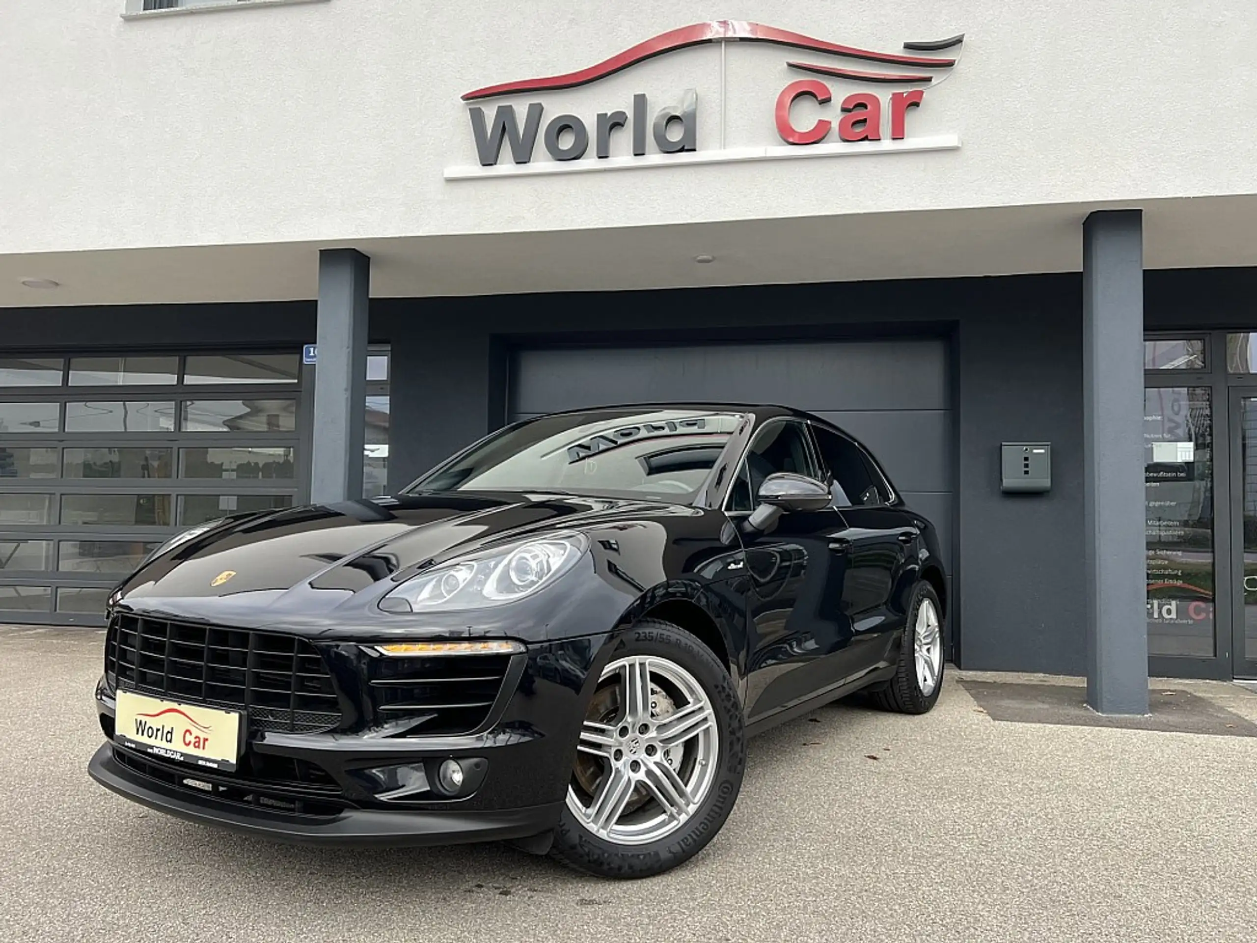 Porsche - Macan