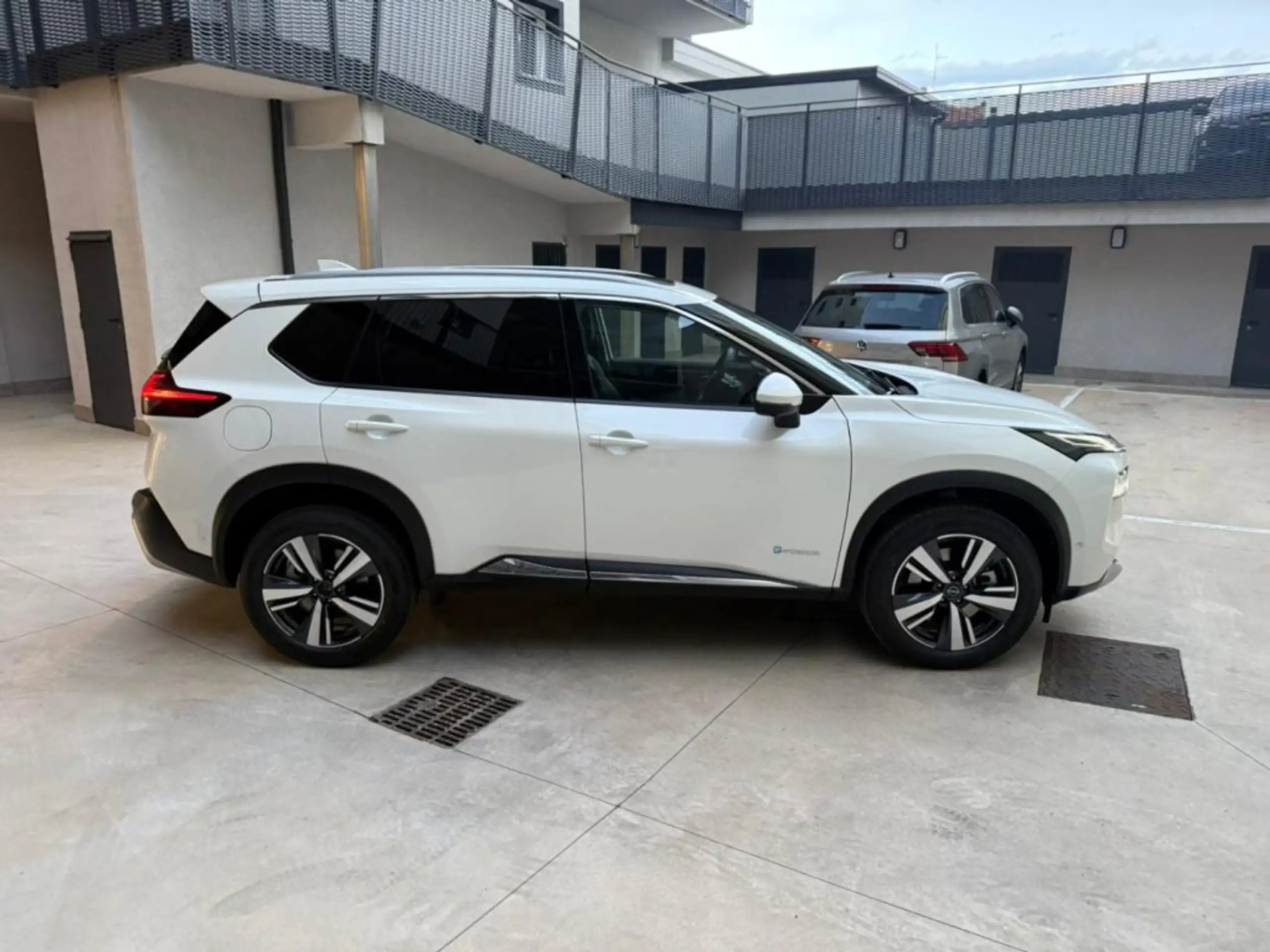 Nissan - X-Trail