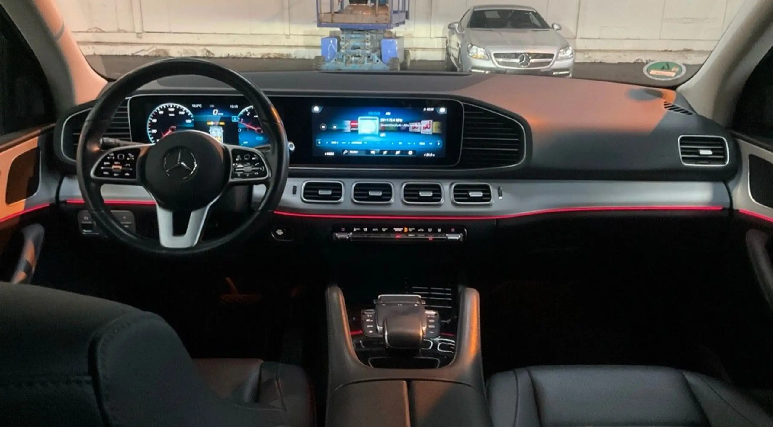 Mercedes-Benz - GLE 350