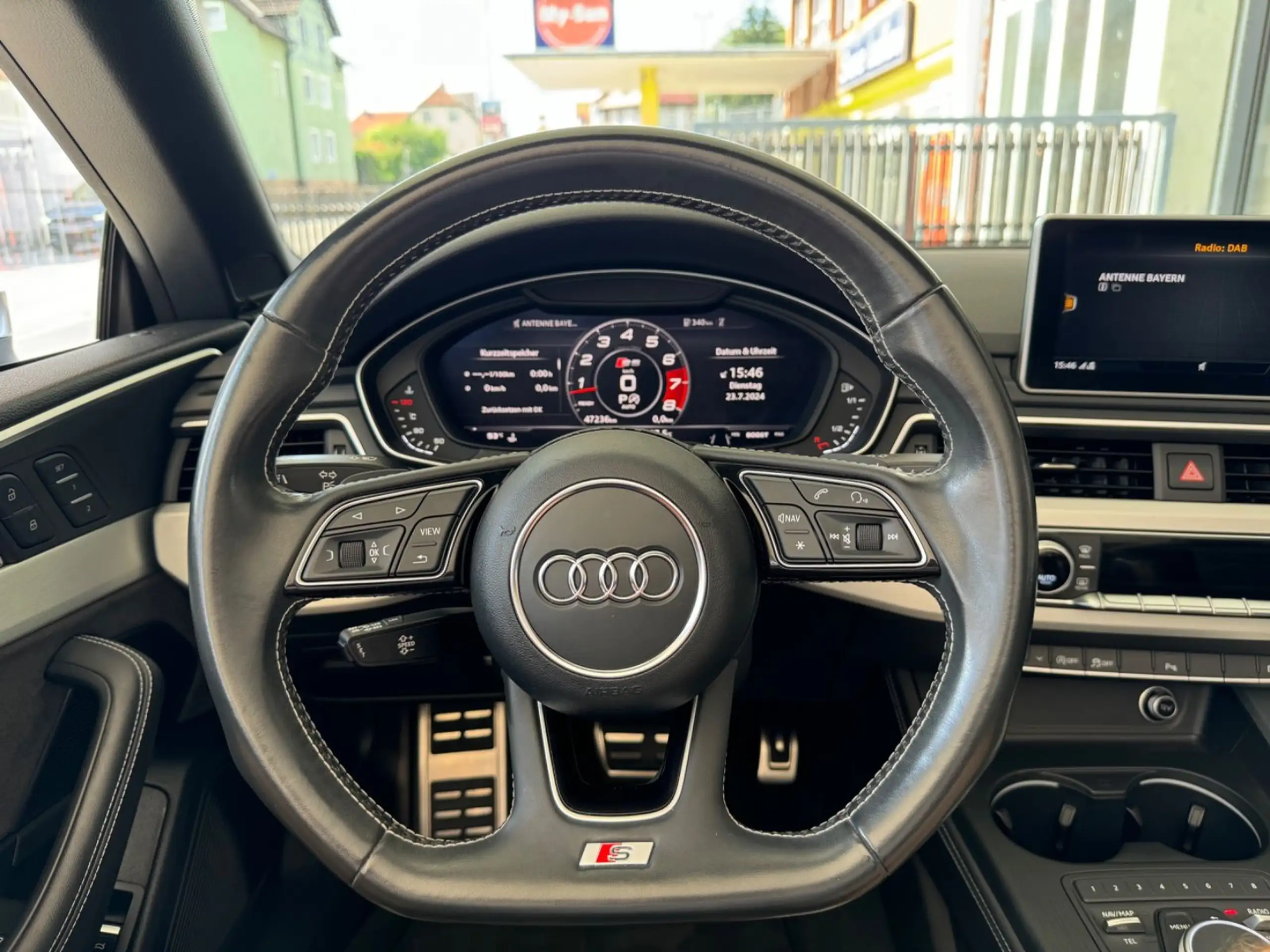 Audi - S5