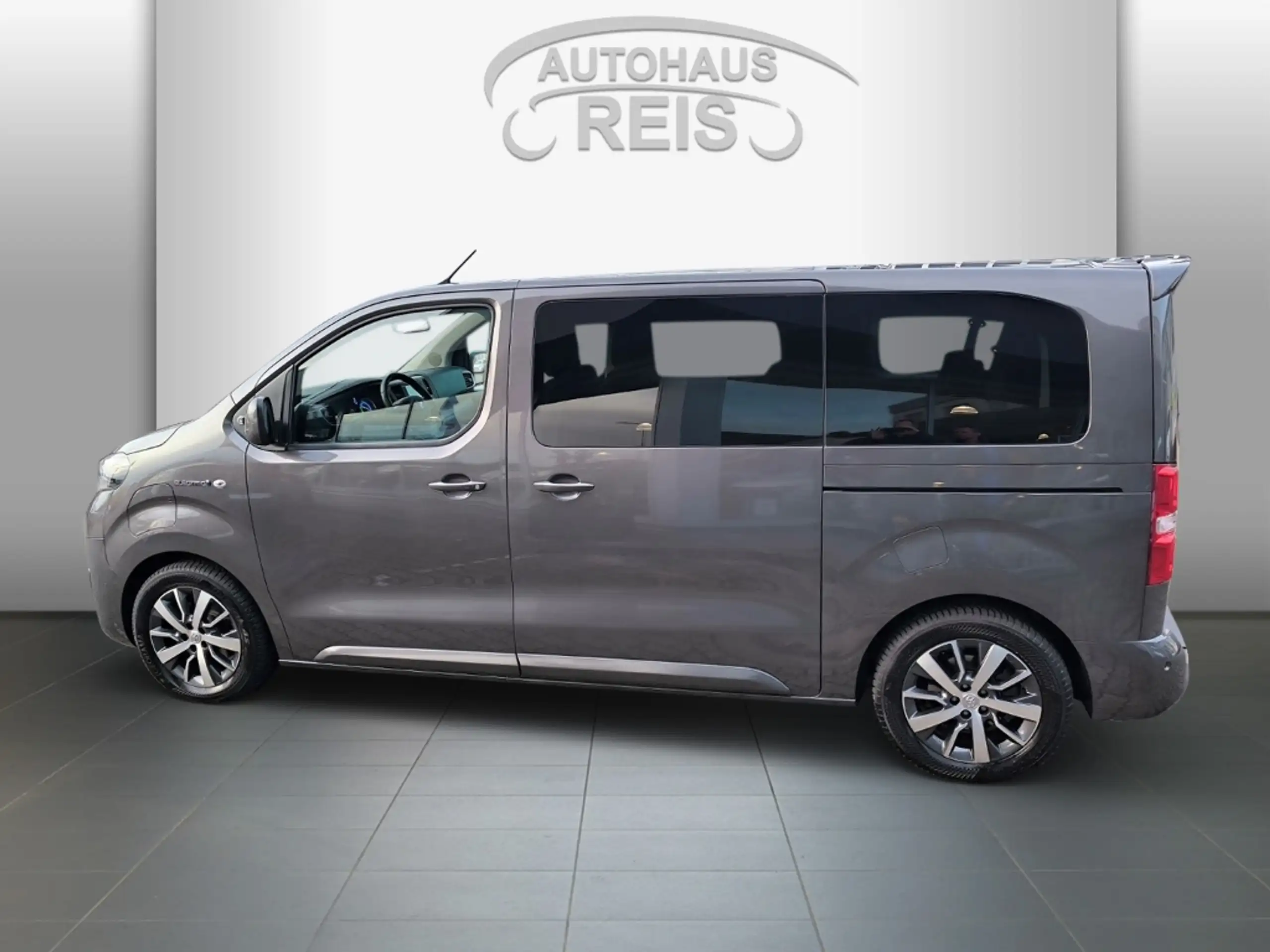 Toyota - Proace