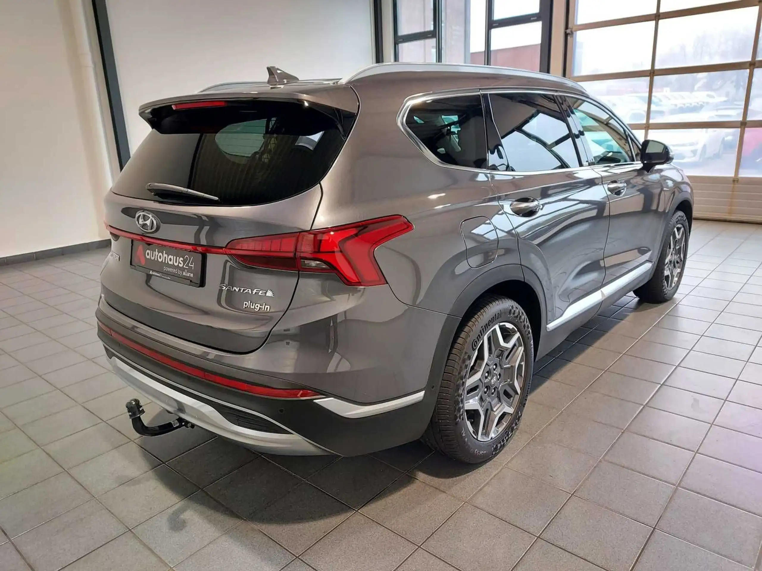 Hyundai - SANTA FE