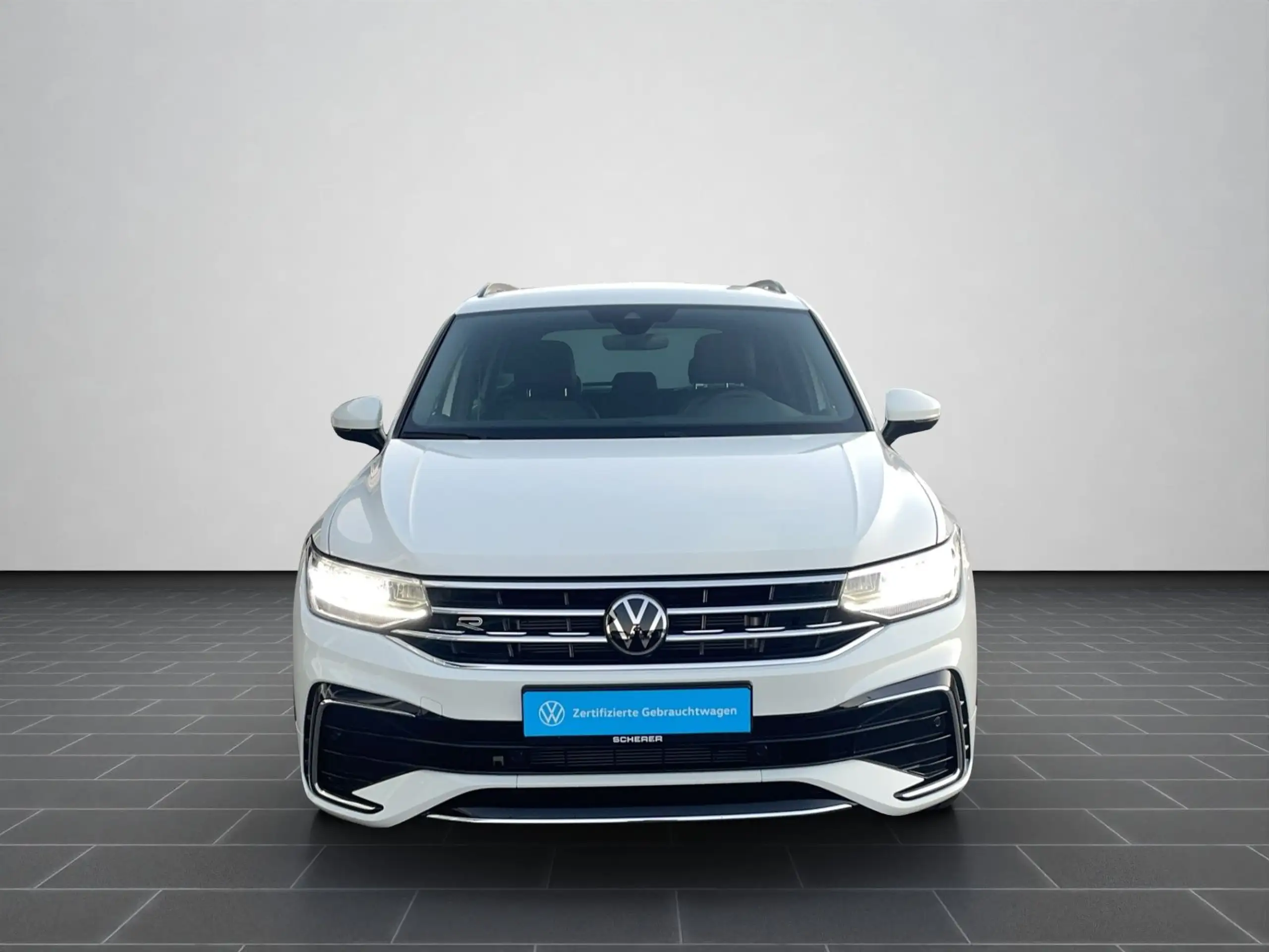 Volkswagen - Tiguan