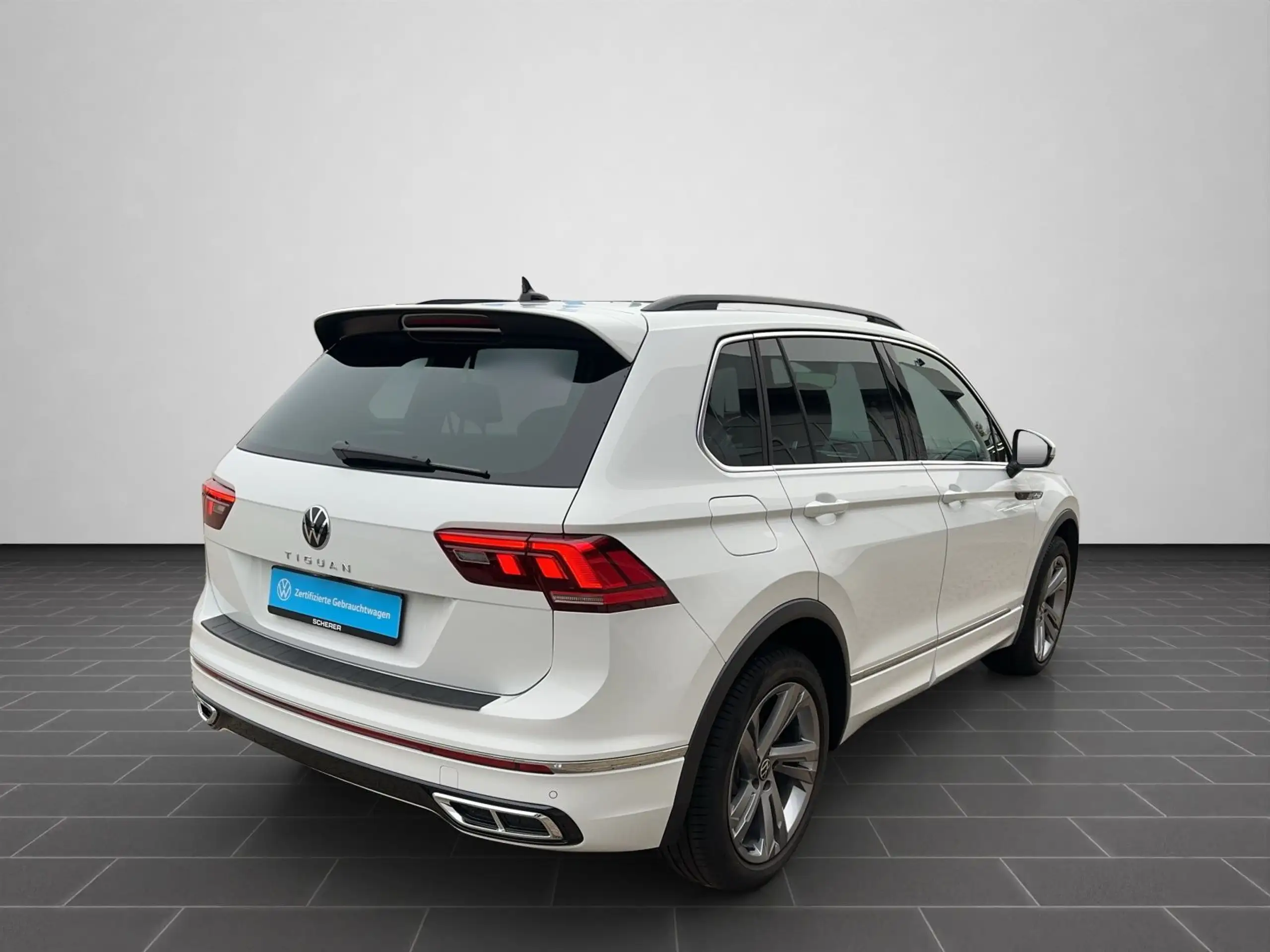 Volkswagen - Tiguan