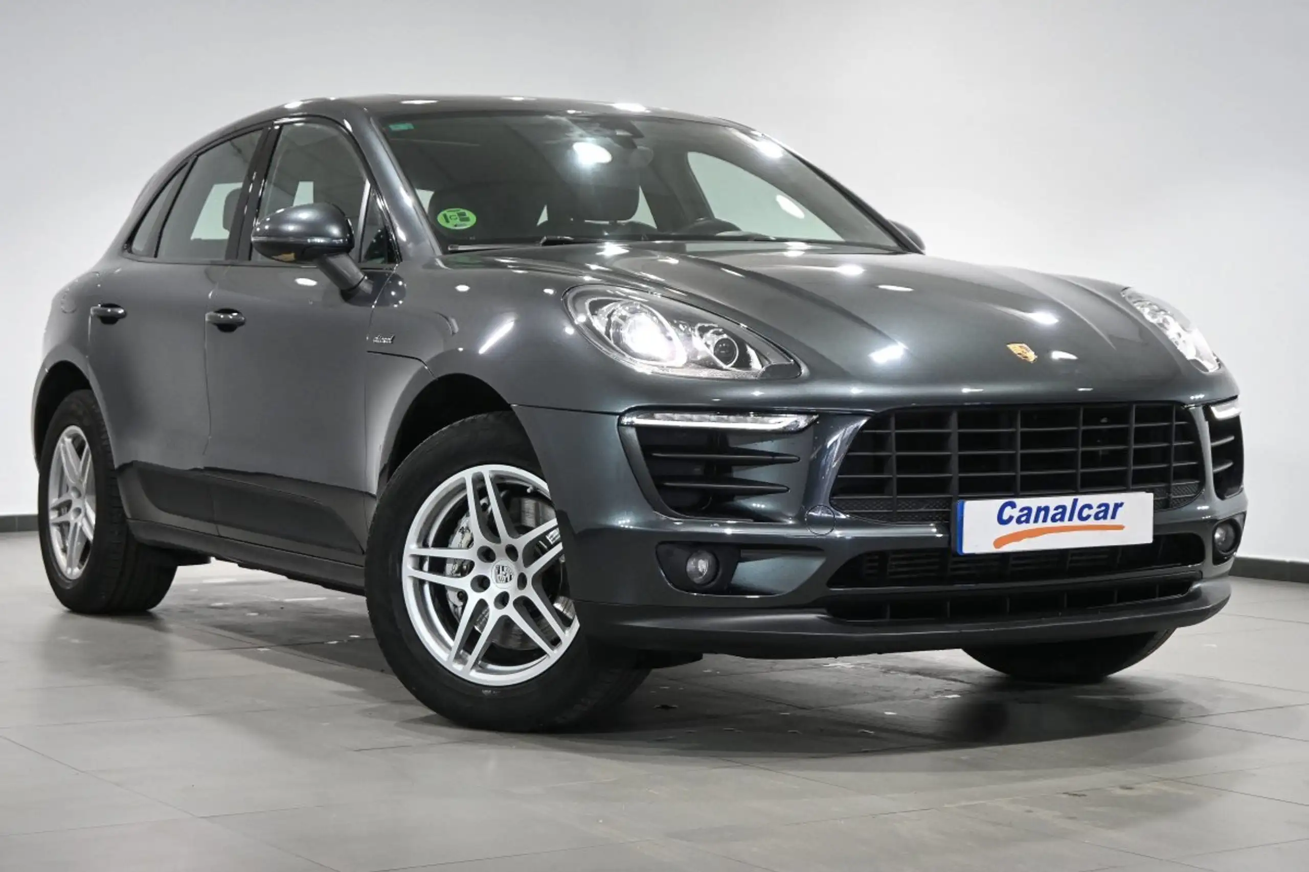 Porsche - Macan