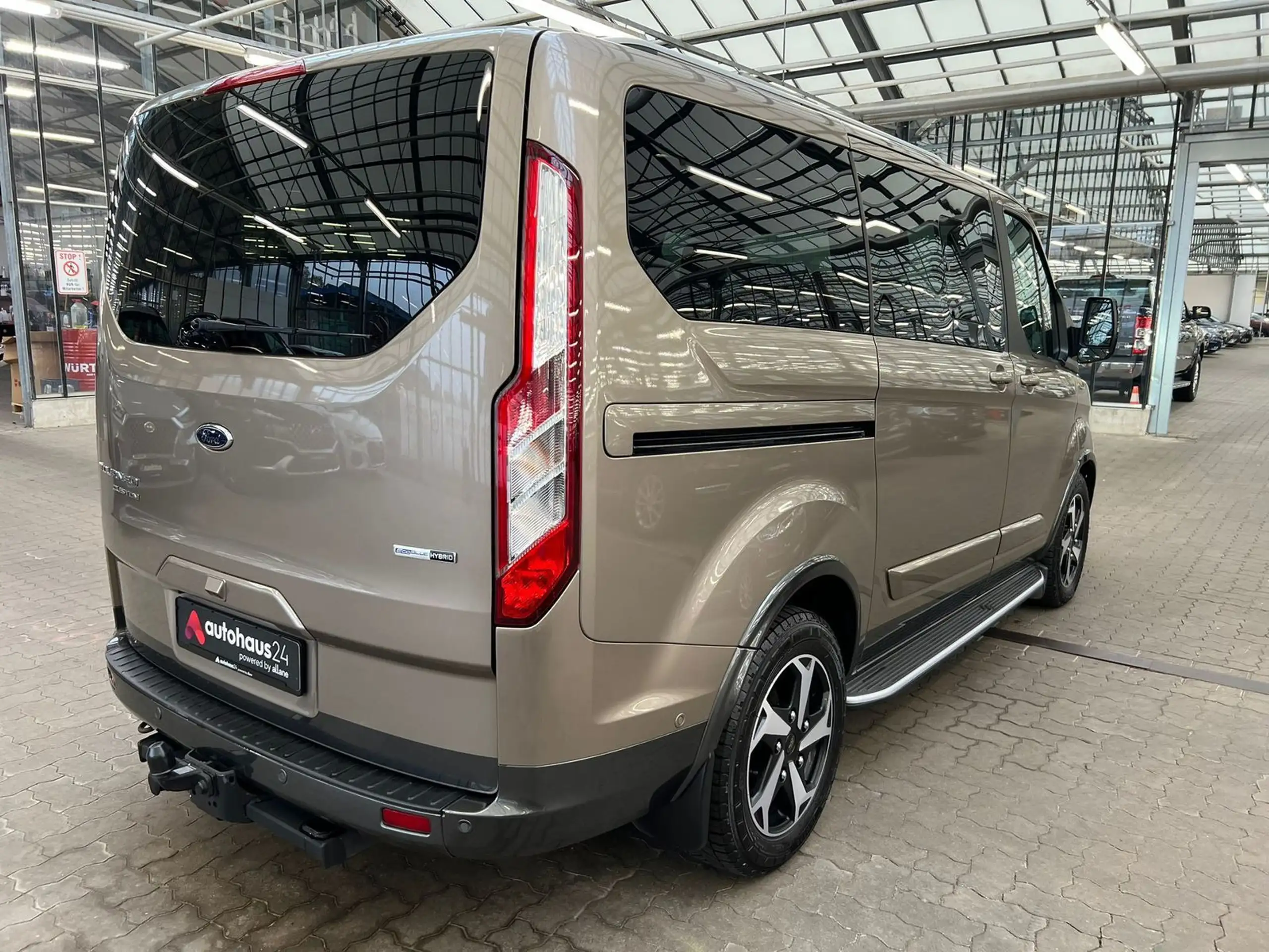 Ford - Tourneo Custom