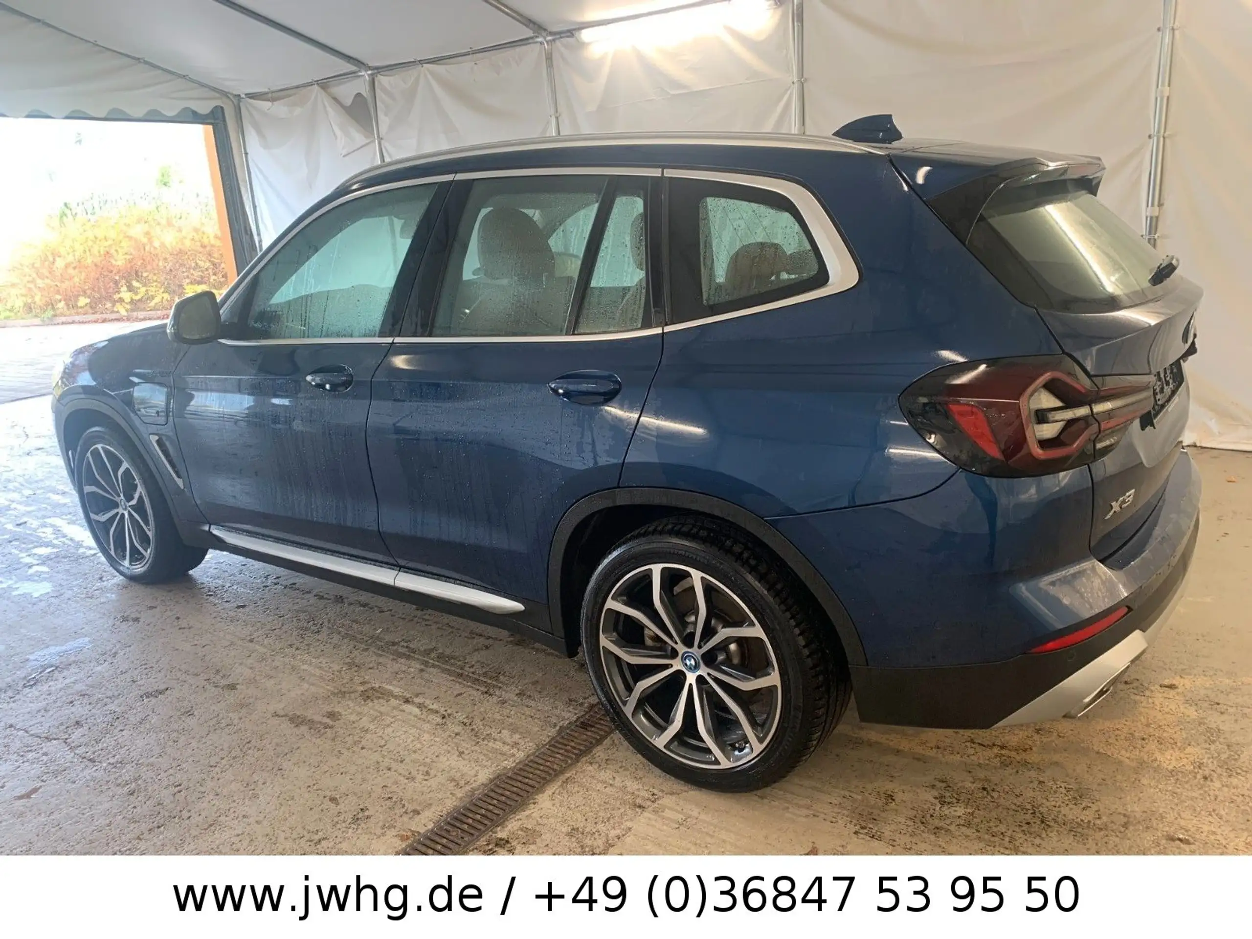 BMW - X3