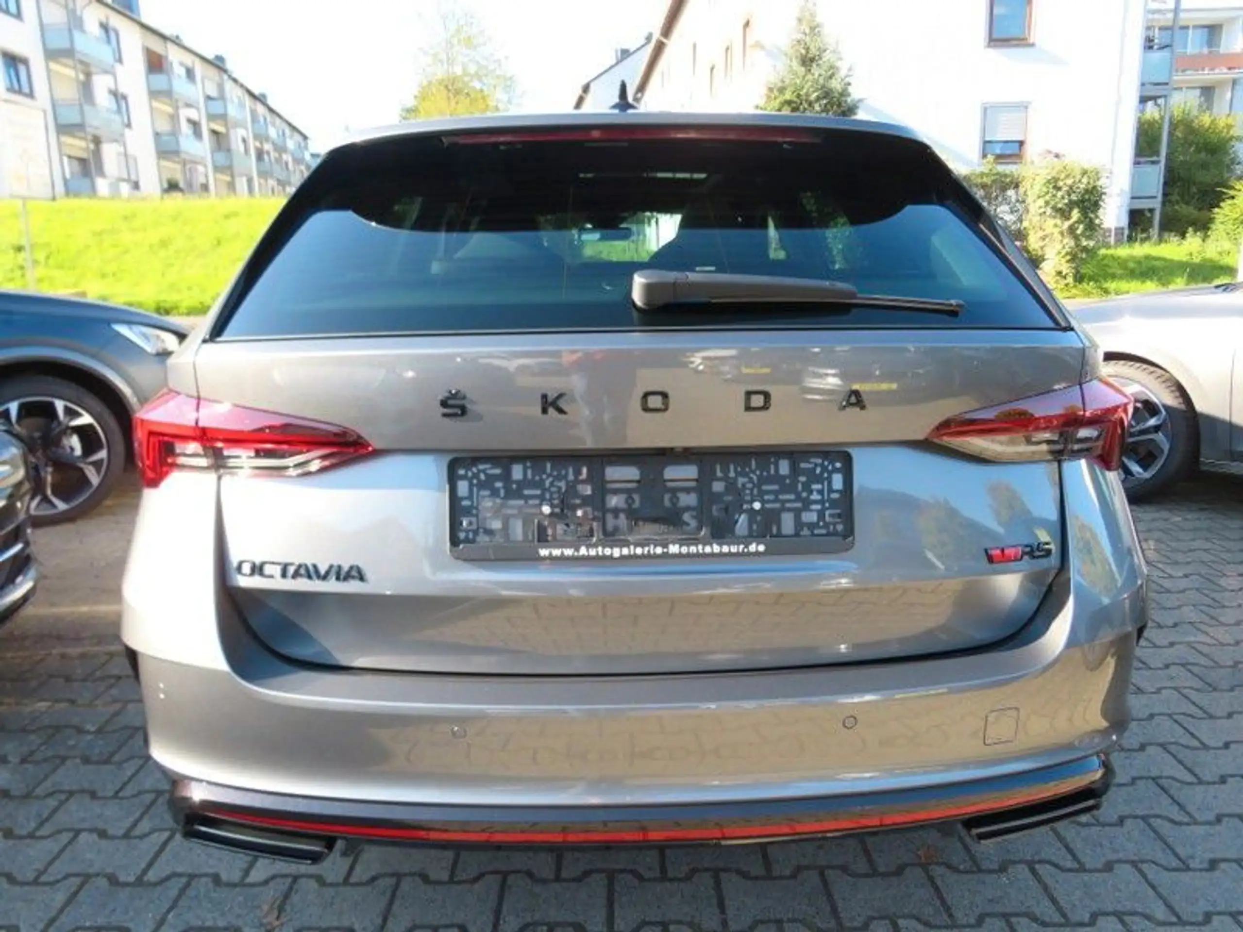 Skoda - Octavia