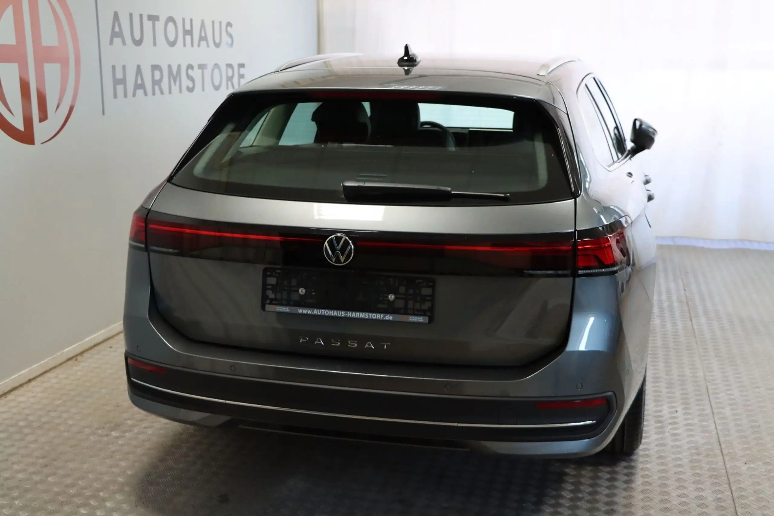 Volkswagen - Passat Variant