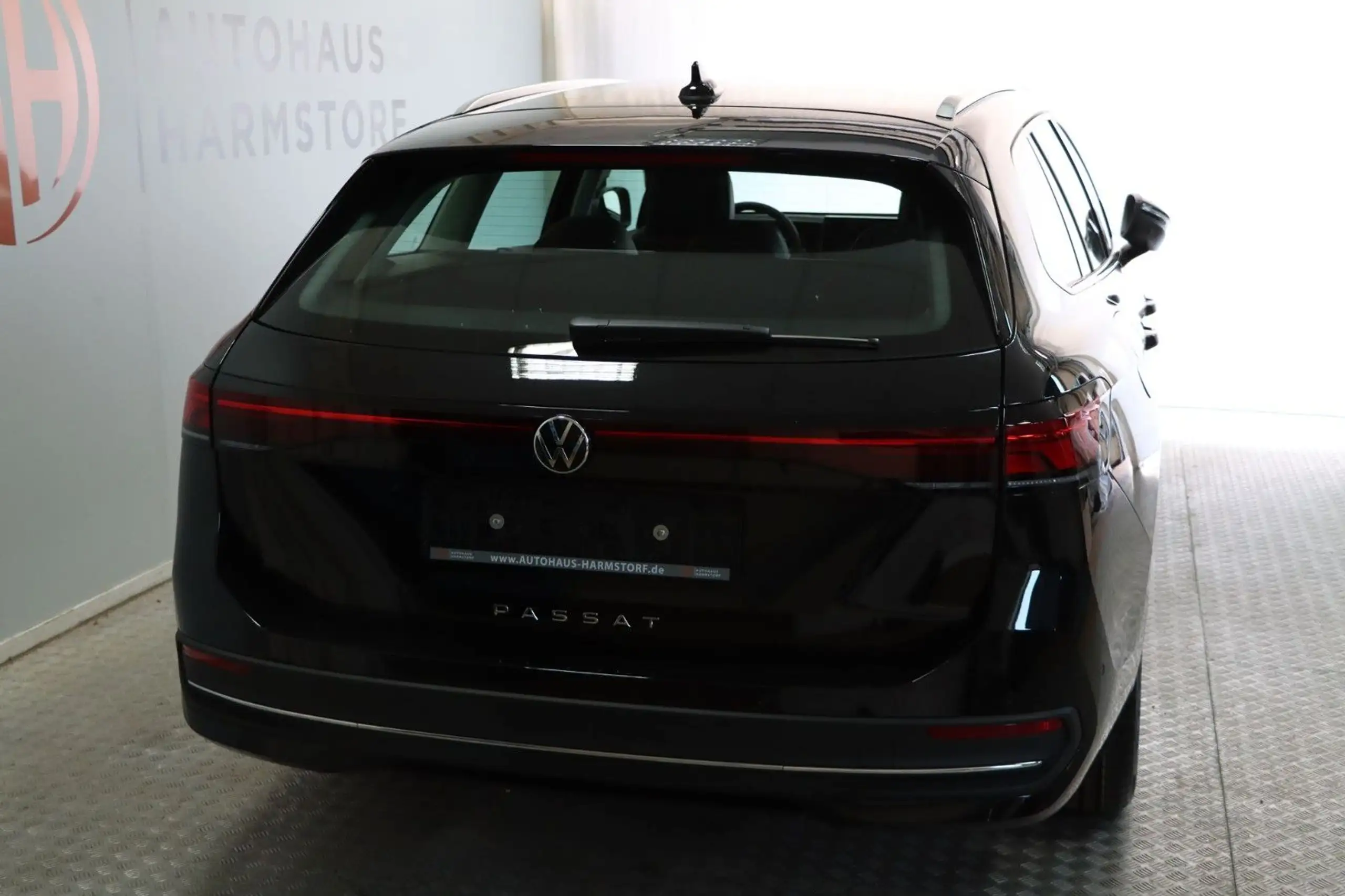 Volkswagen - Passat Variant