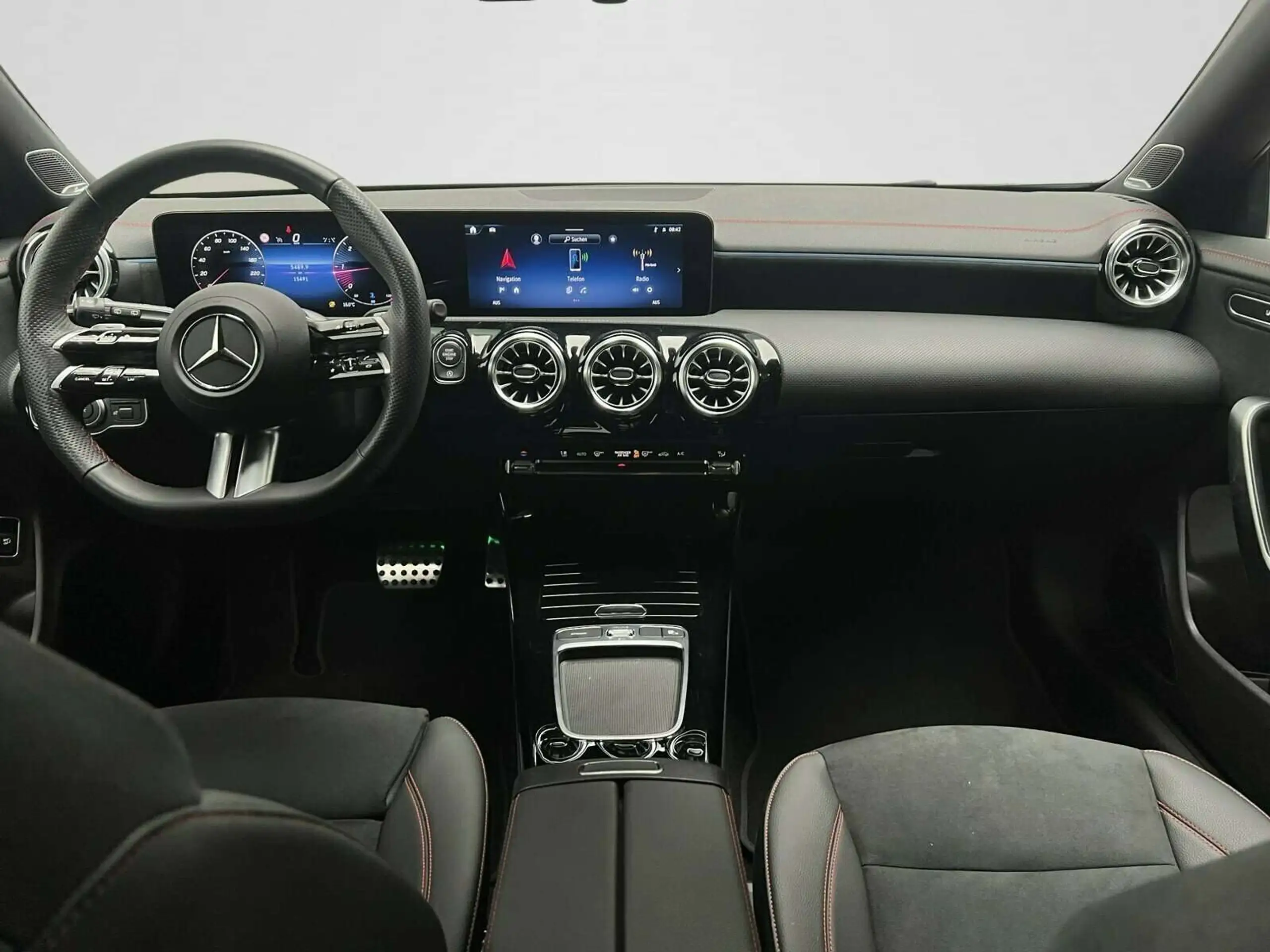 Mercedes-Benz - CLA 220