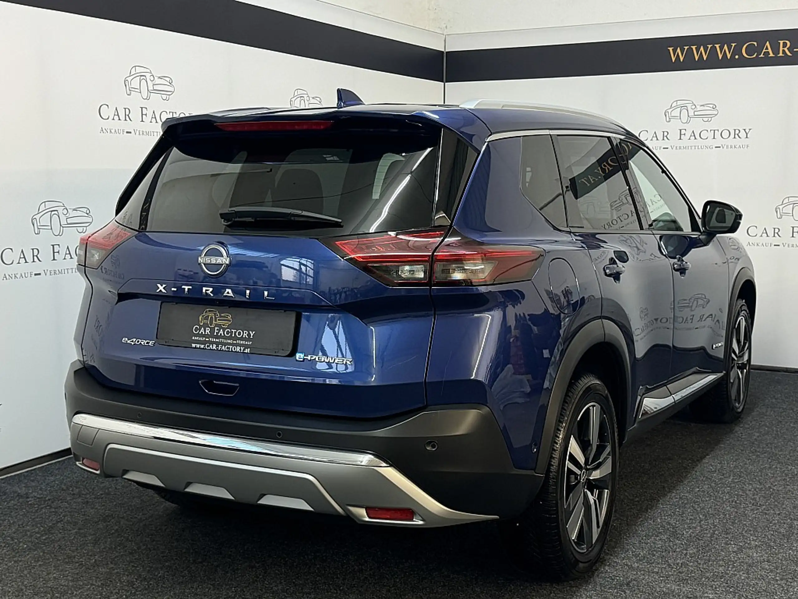 Nissan - X-Trail