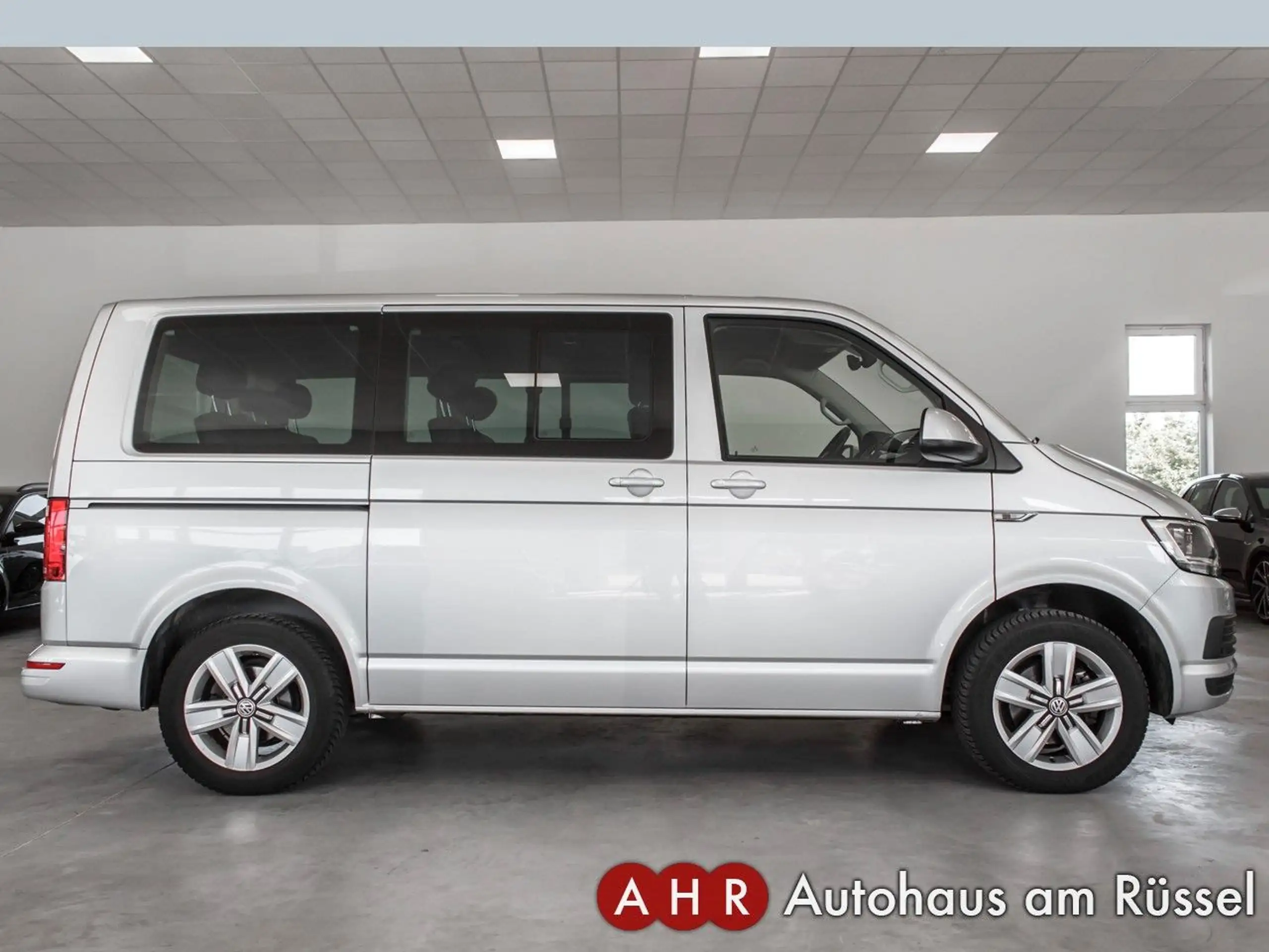 Volkswagen - T6 Multivan