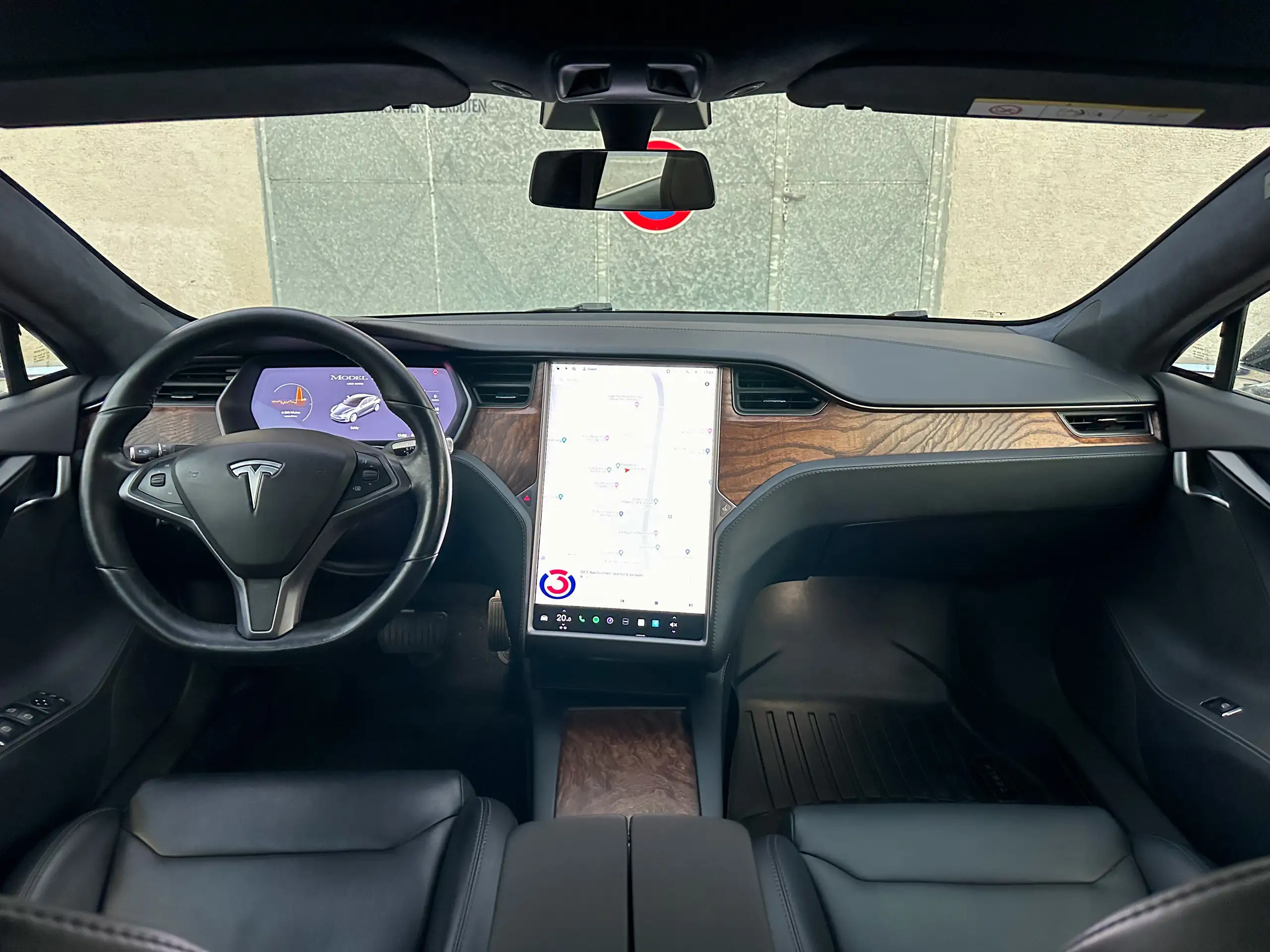 Tesla - Model S