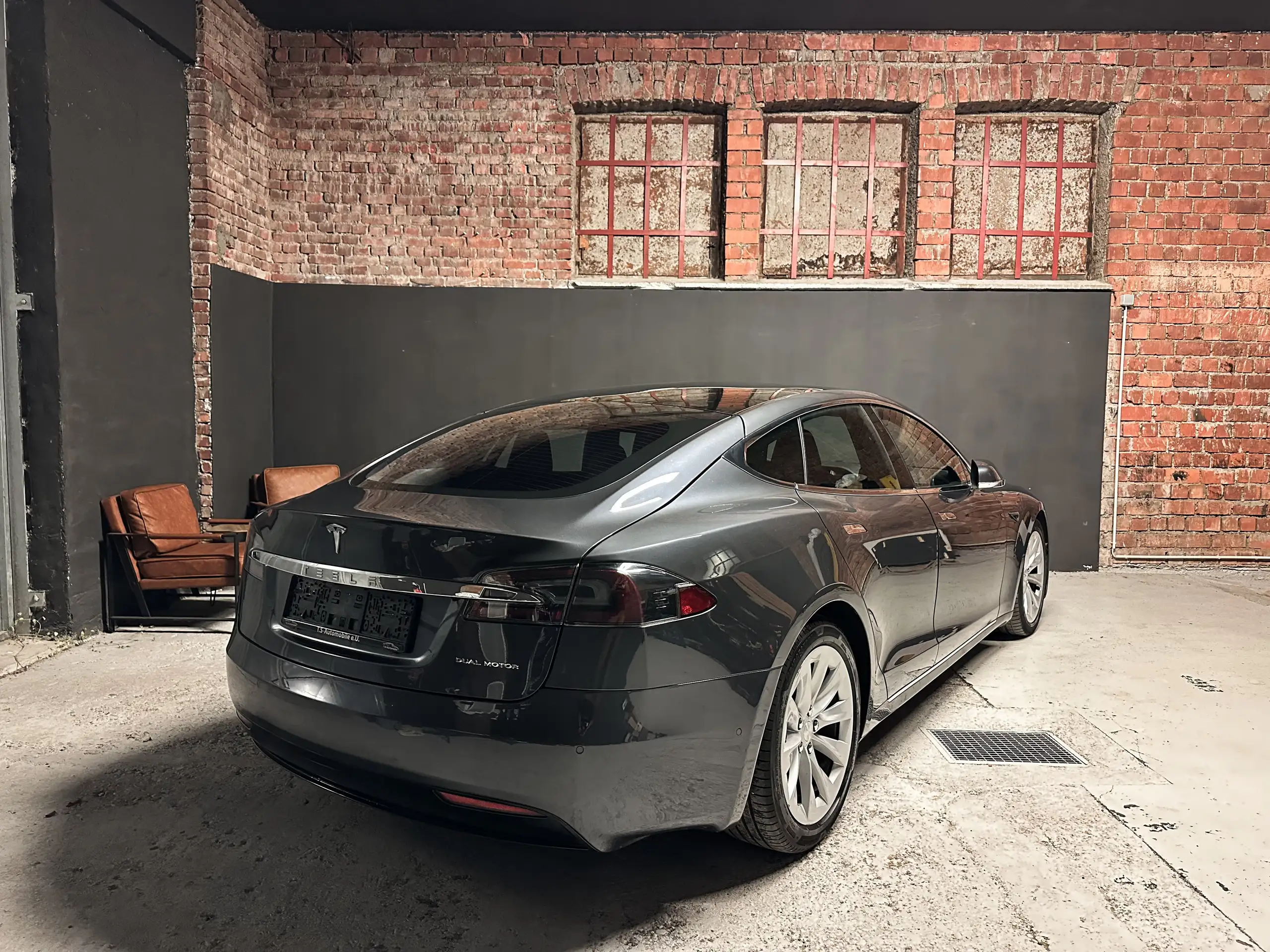 Tesla - Model S