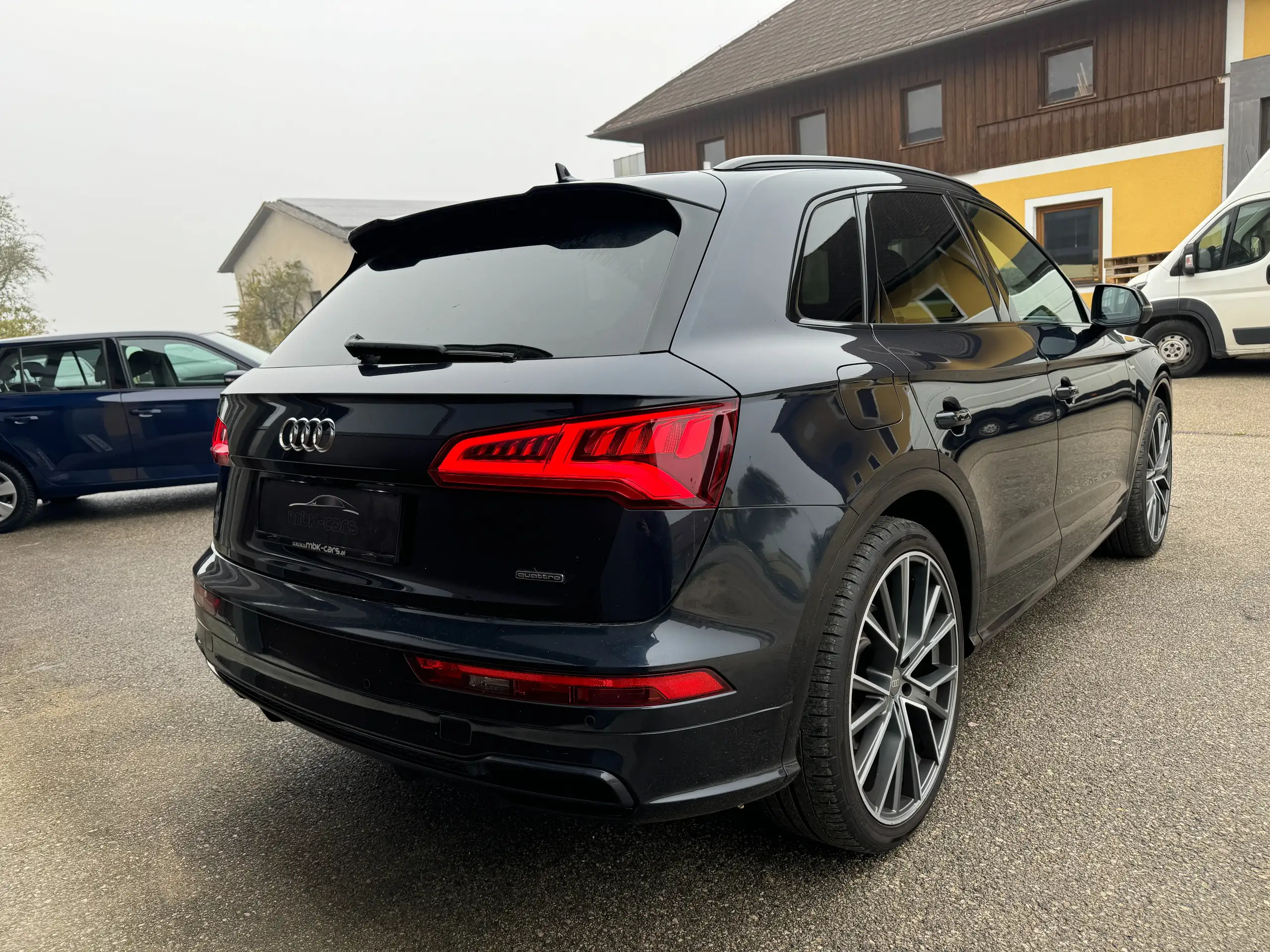 Audi - Q5